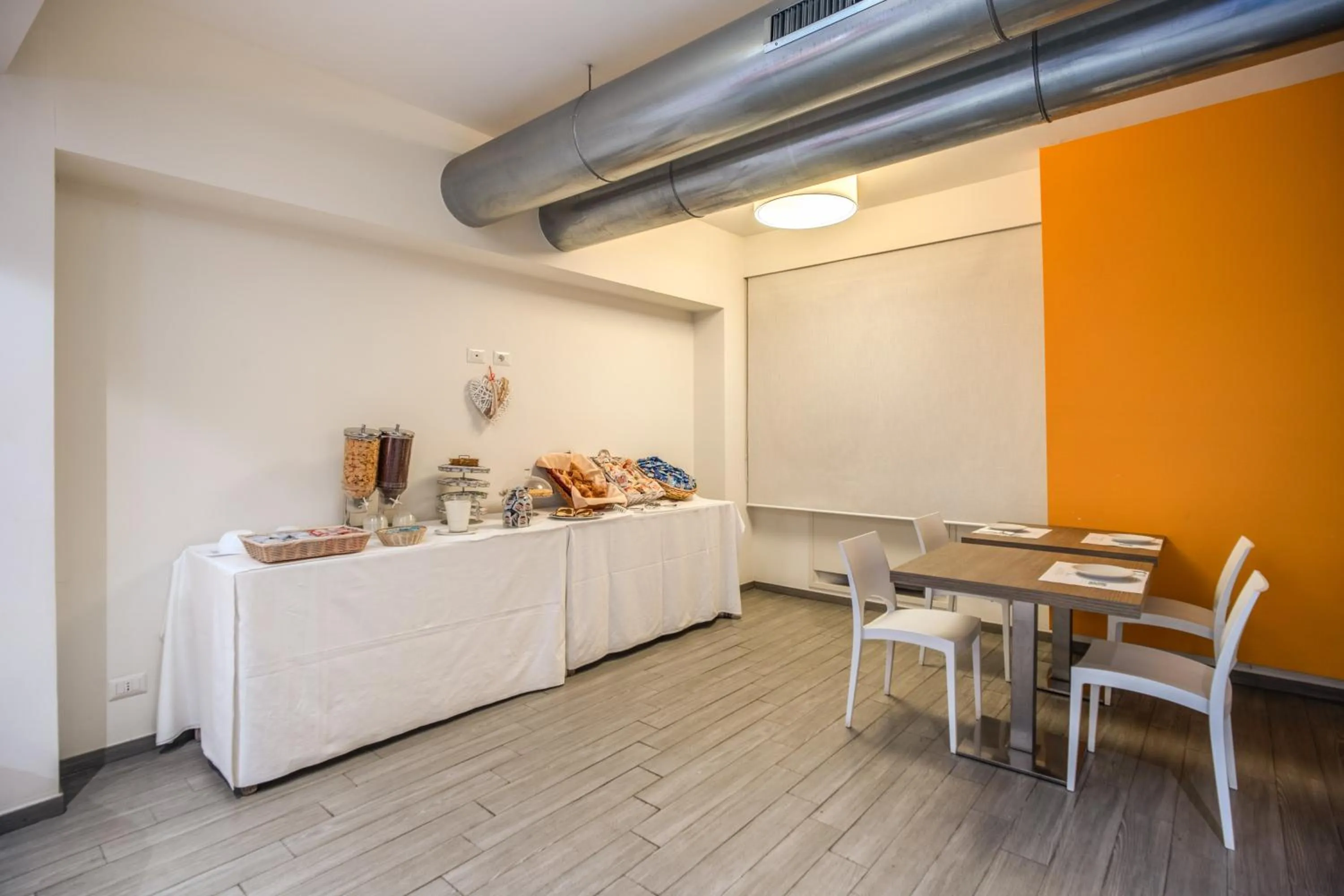 Food and drinks in Casa per Ferie Ravasco San Pietro