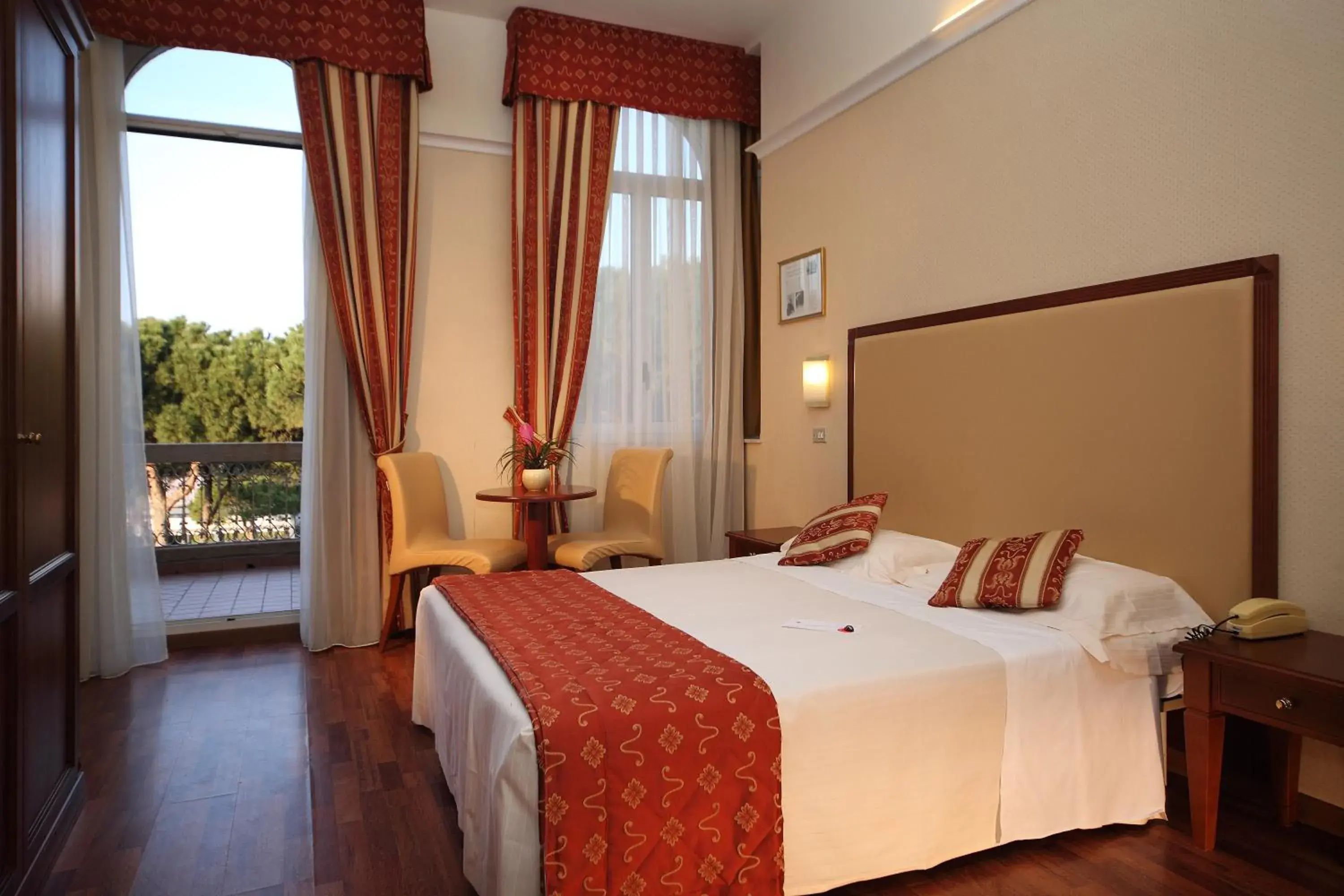 Balcony/Terrace, Bed in Villa Adriatica Ambienthotels