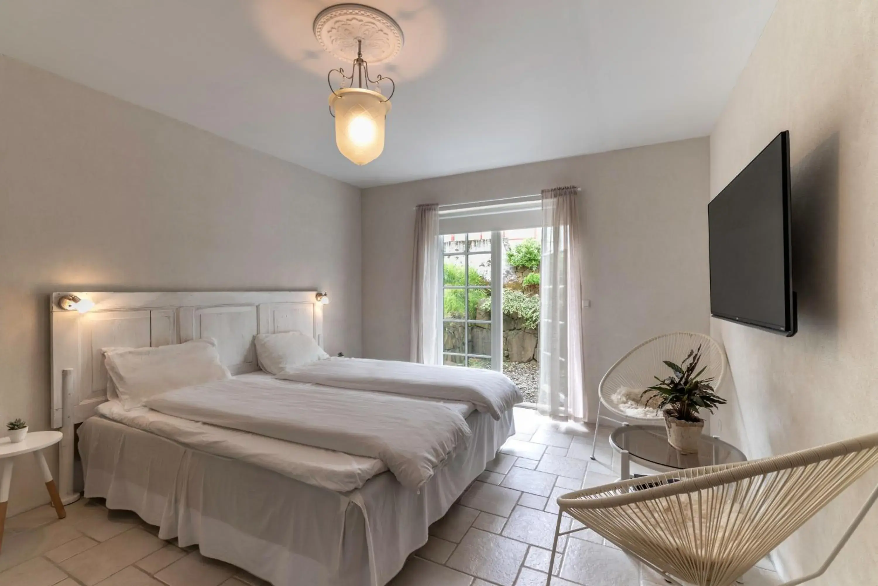 Deluxe Double Room with Shower in visitHOMES Faroe Islands Deluxe Double Room with Shower in visitHOMES Faroe Islands