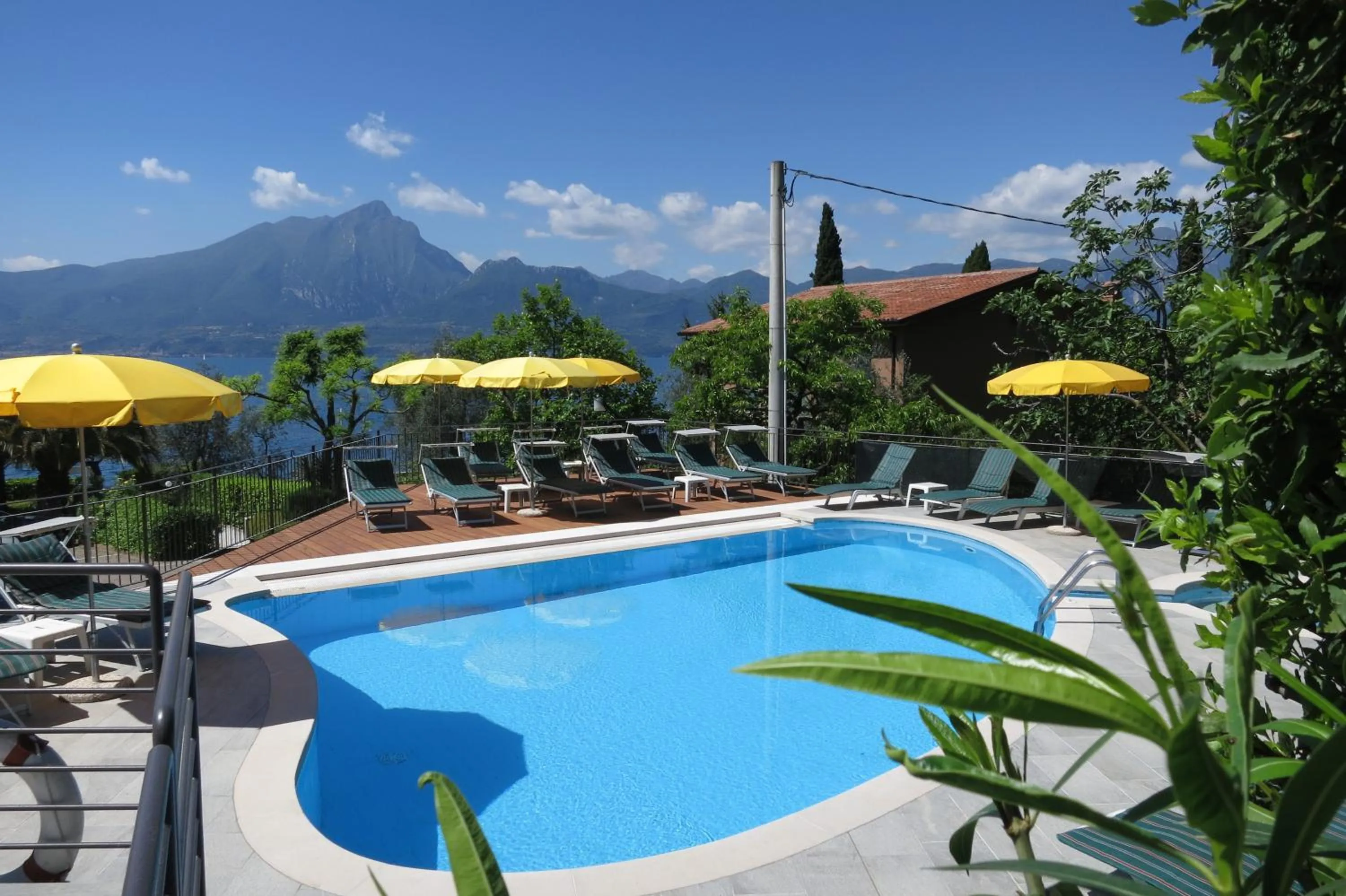Swimming pool in Hotel Galvani