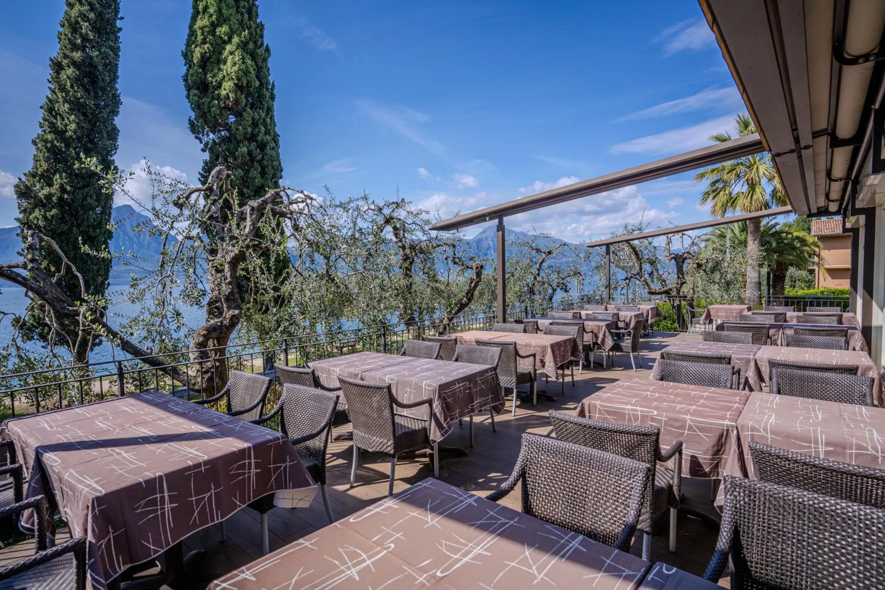 Restaurant/places to eat in Hotel Galvani