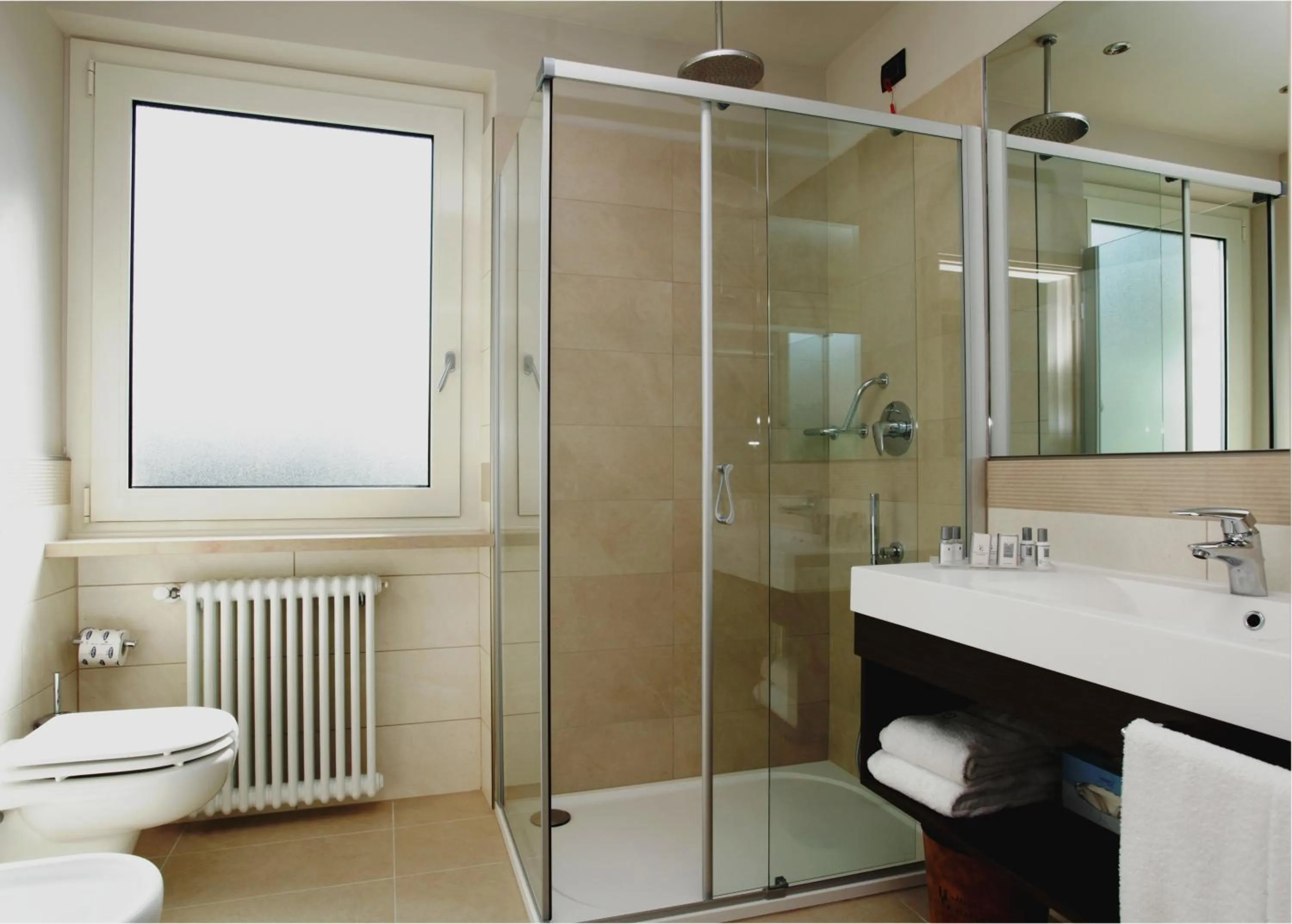 Bathroom in Hotel Galvani