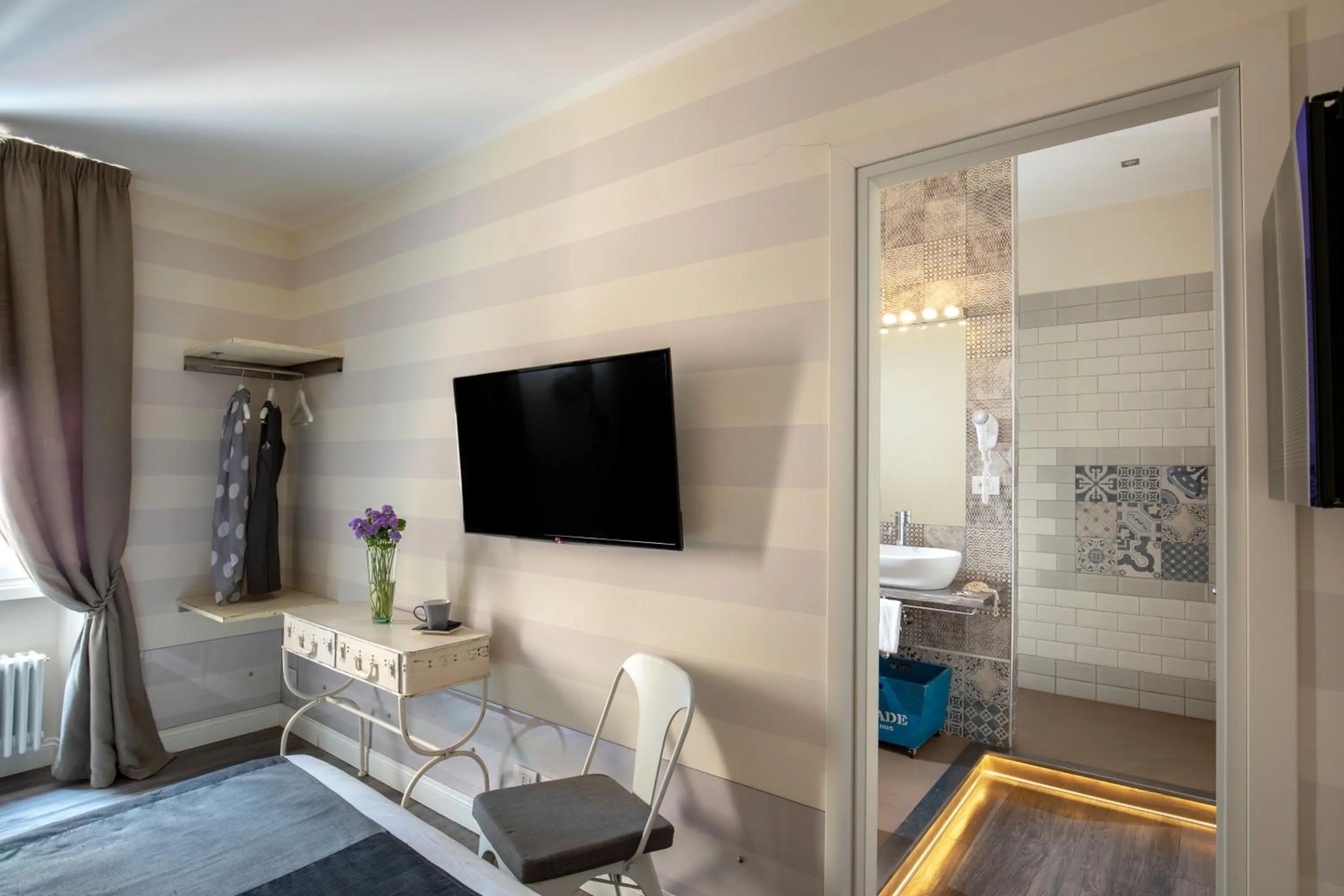 TV and multimedia in Spagna Secret Rooms