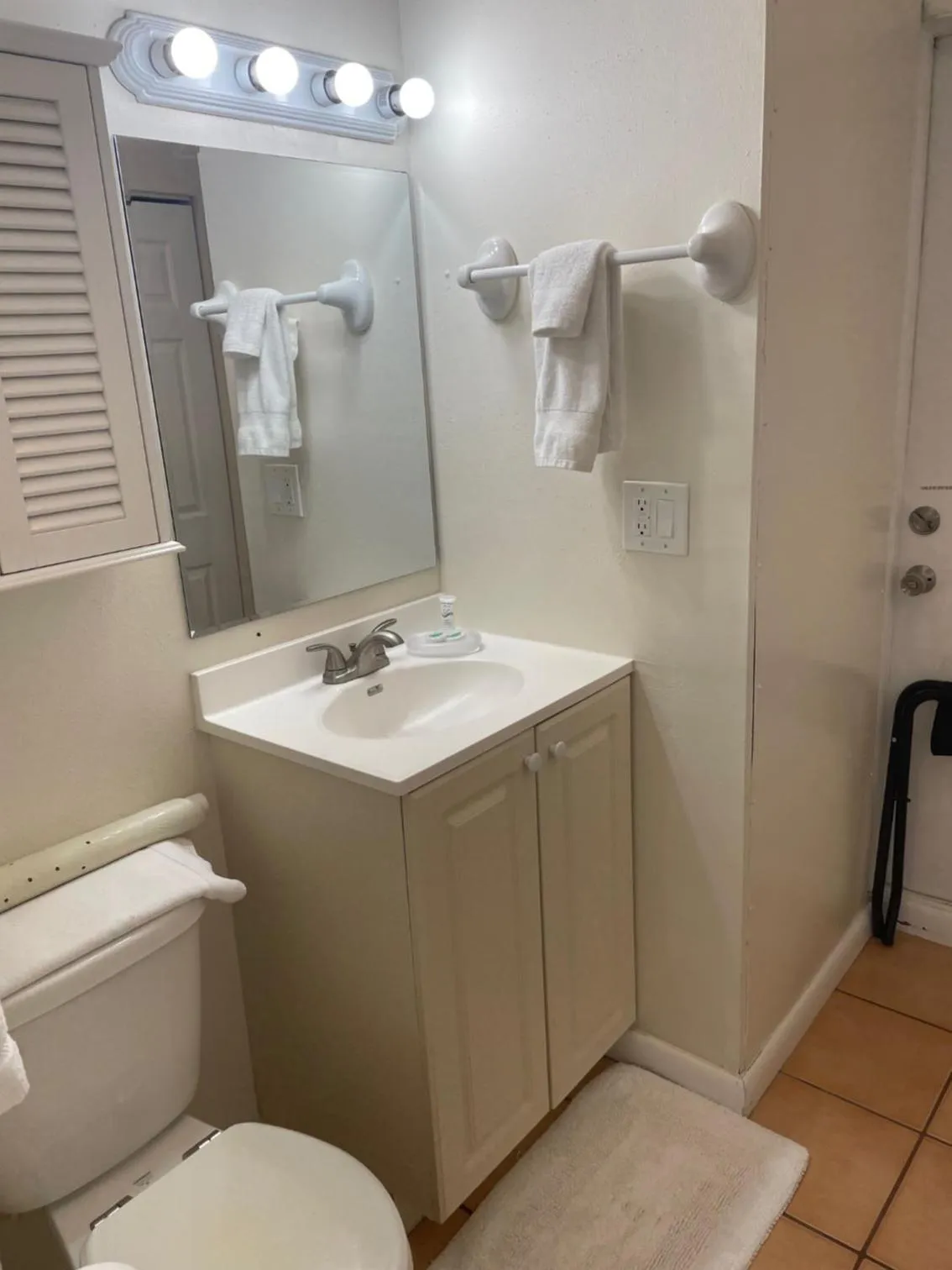 Bathroom in Venice Beach Villas