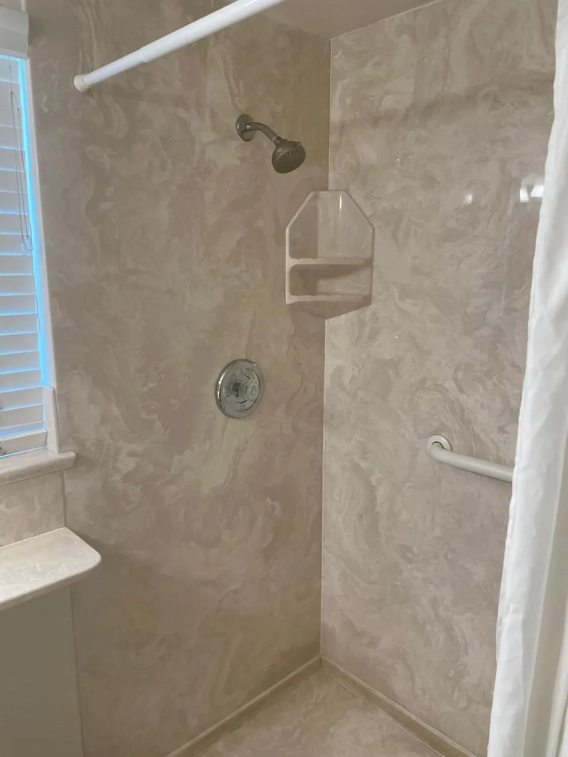 Shower in Venice Beach Villas