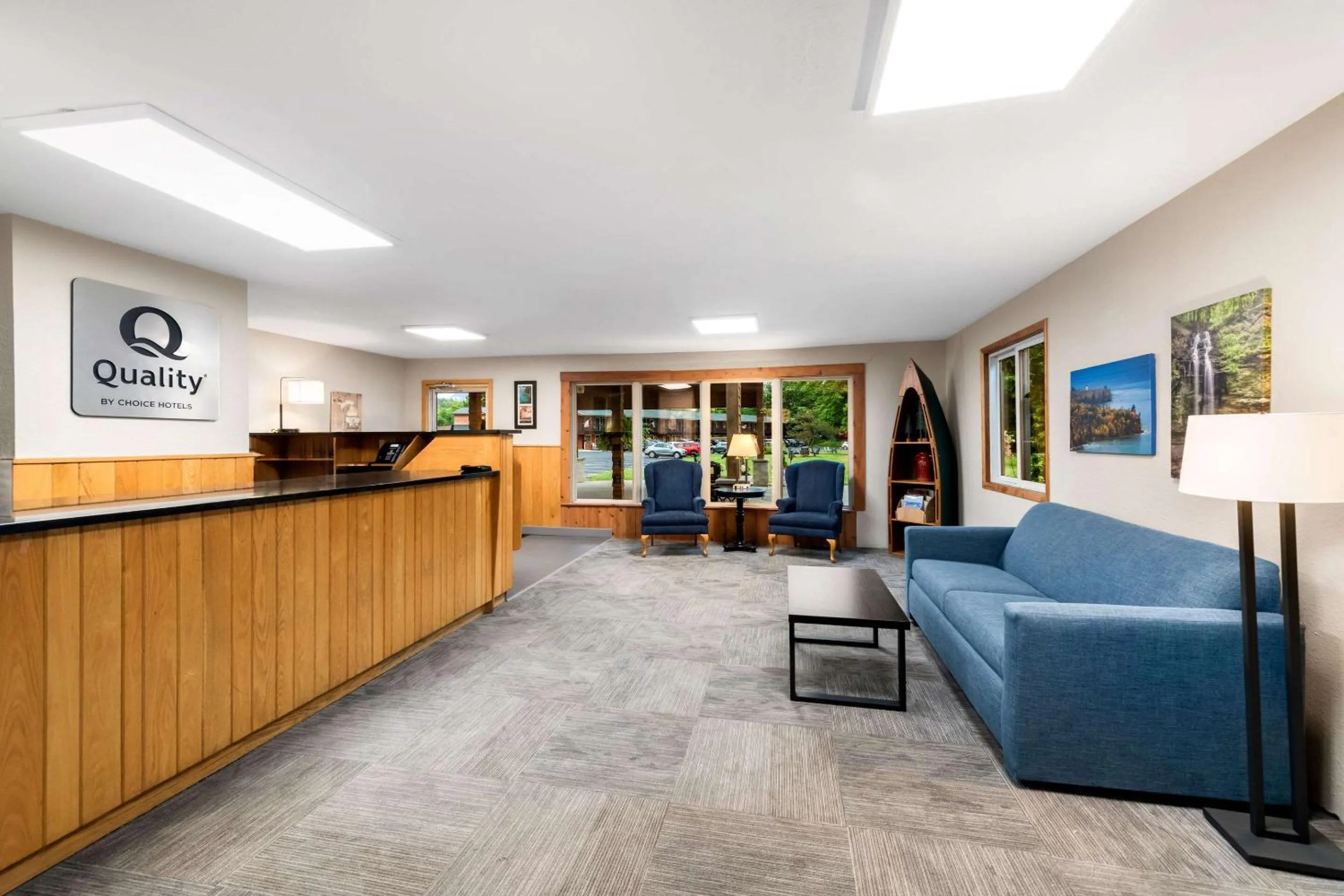 Lobby or reception in Quality Inn & Suites Munising