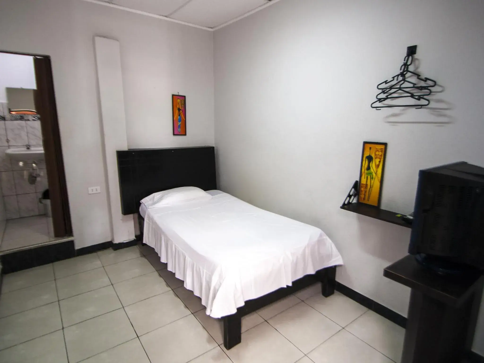 Standard Single Room - single occupancy in Jer`s Hostal Standard Single Room - single occupancy in Jer`s Hostal