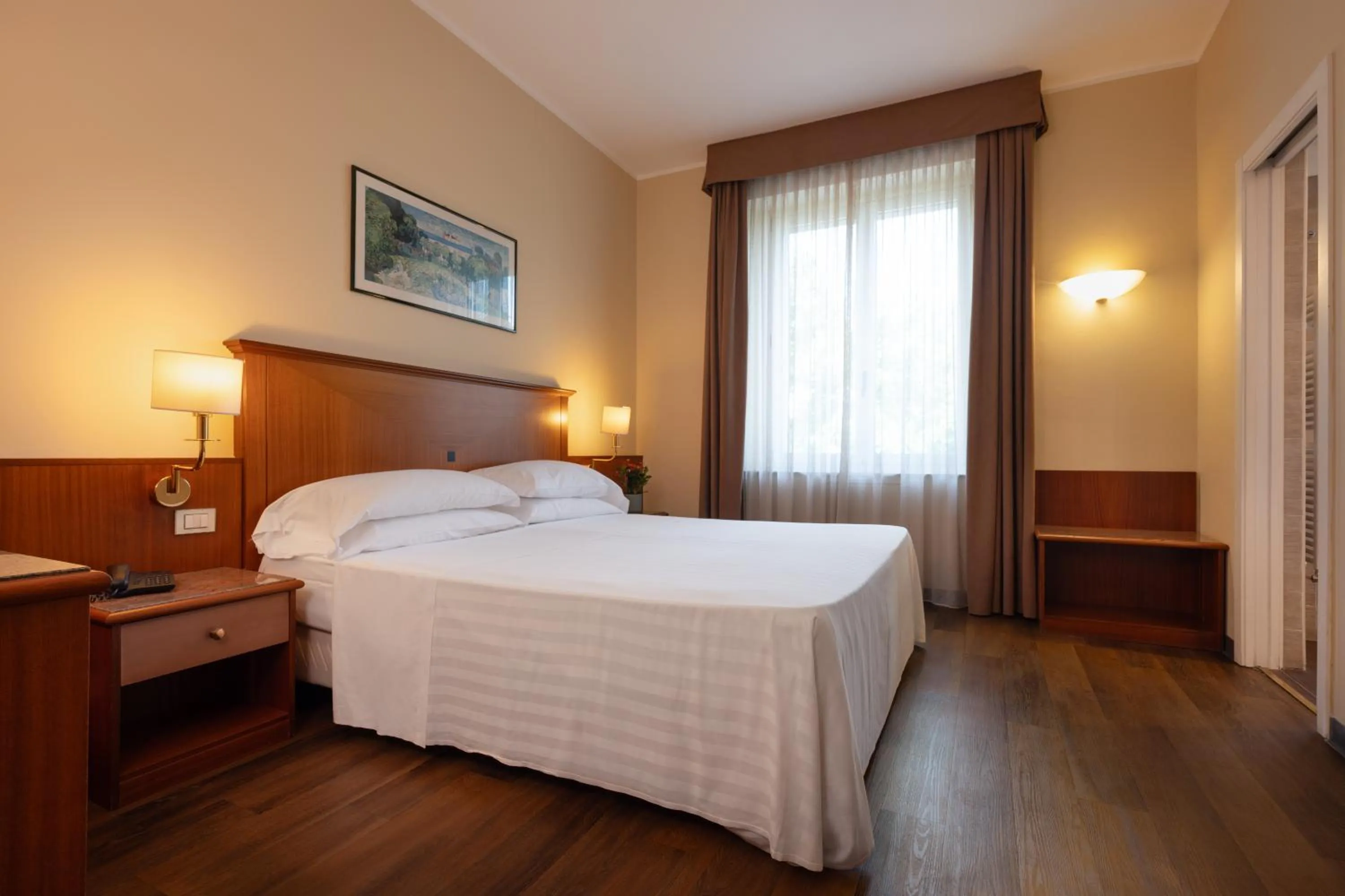 Bedroom, Bed in Hotel Toscanini