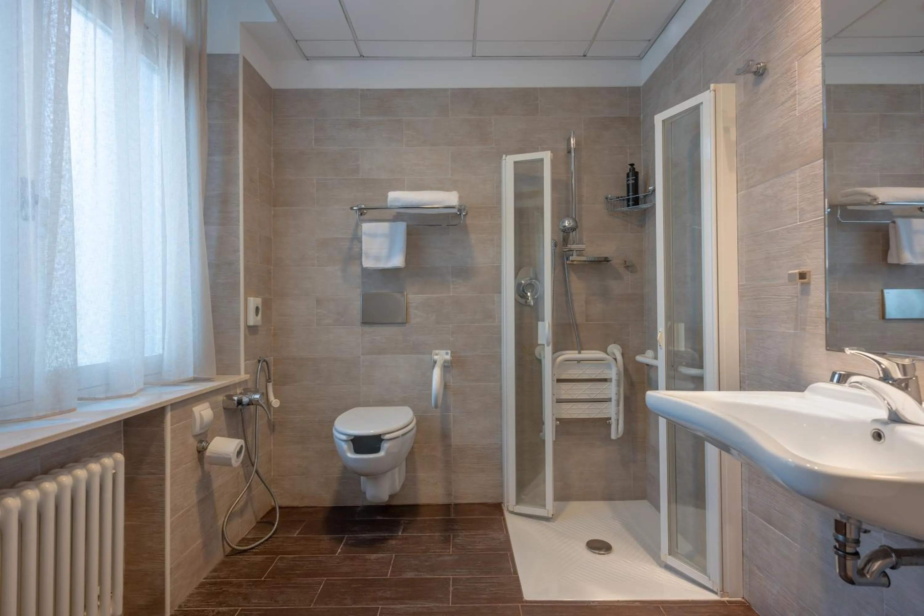 Bathroom in Hotel Toscanini