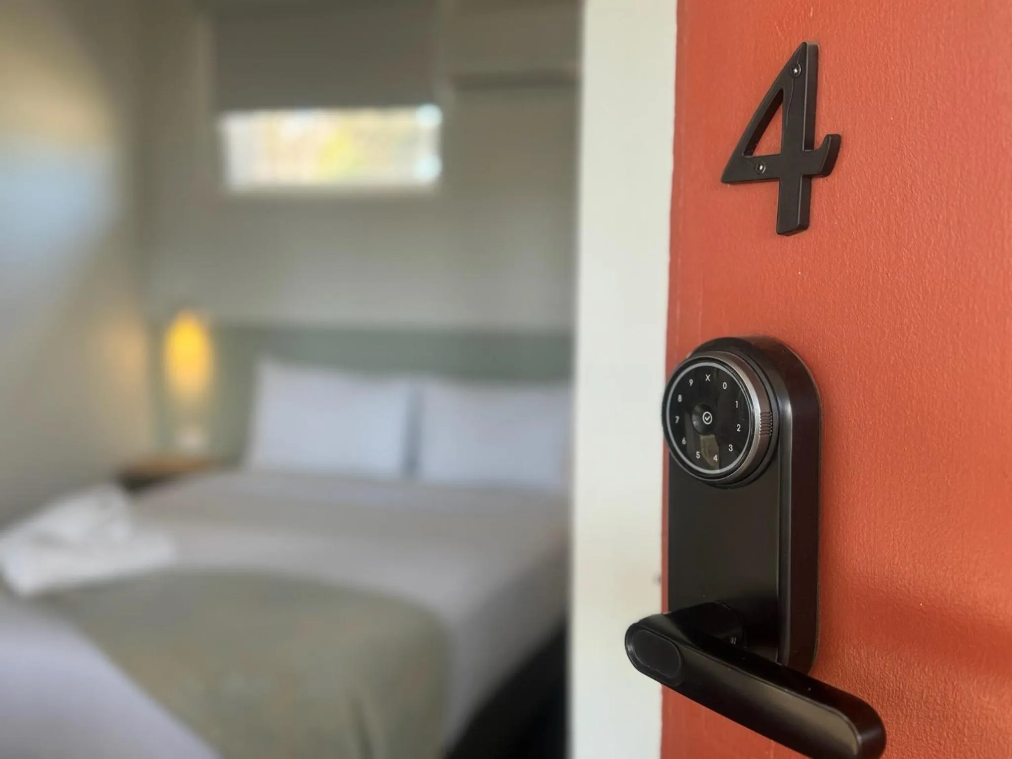 Bed in The Highlander Motel - 24HR Check In