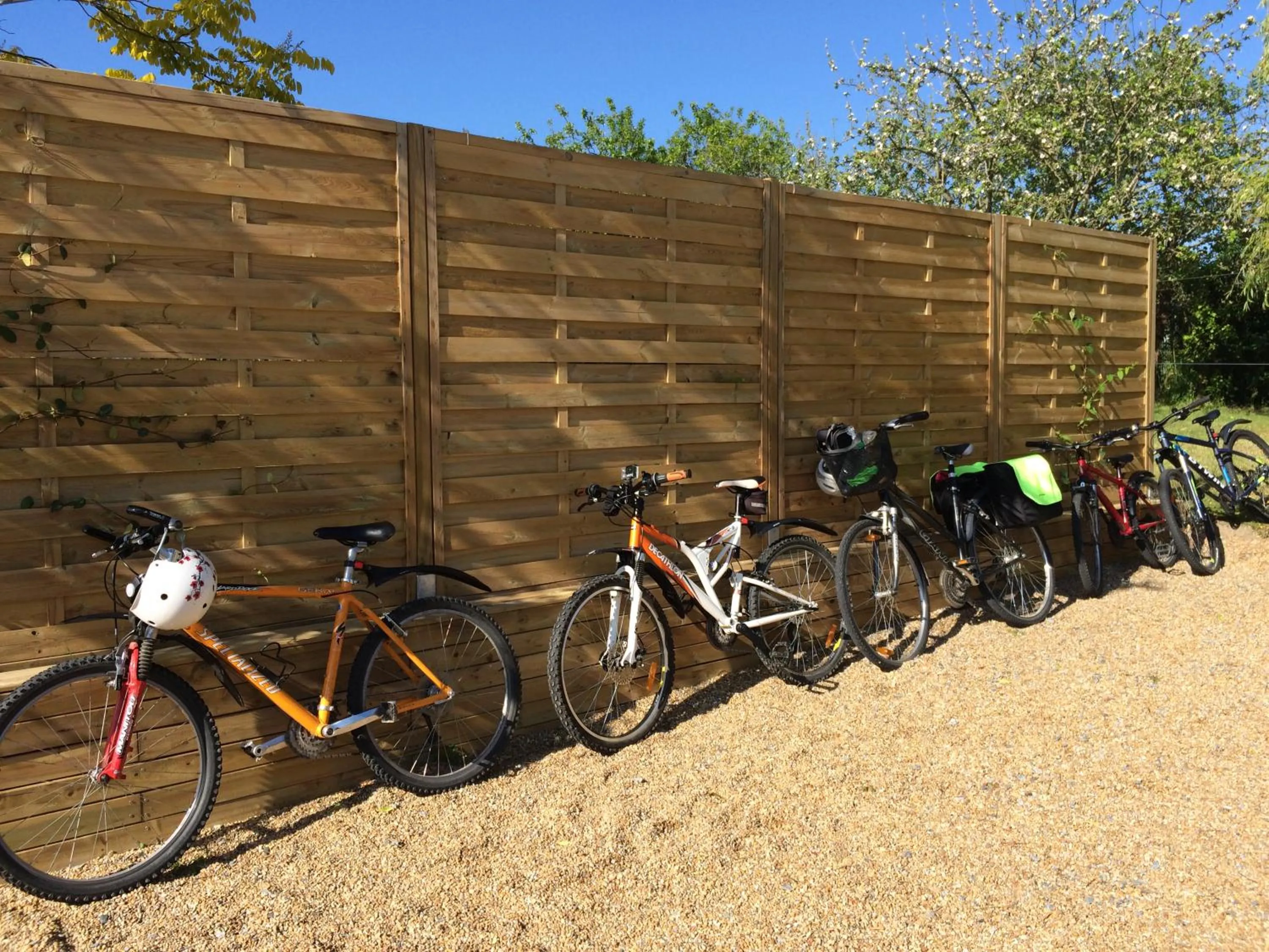 Cycling in Chambres d'hôtes de La Roche