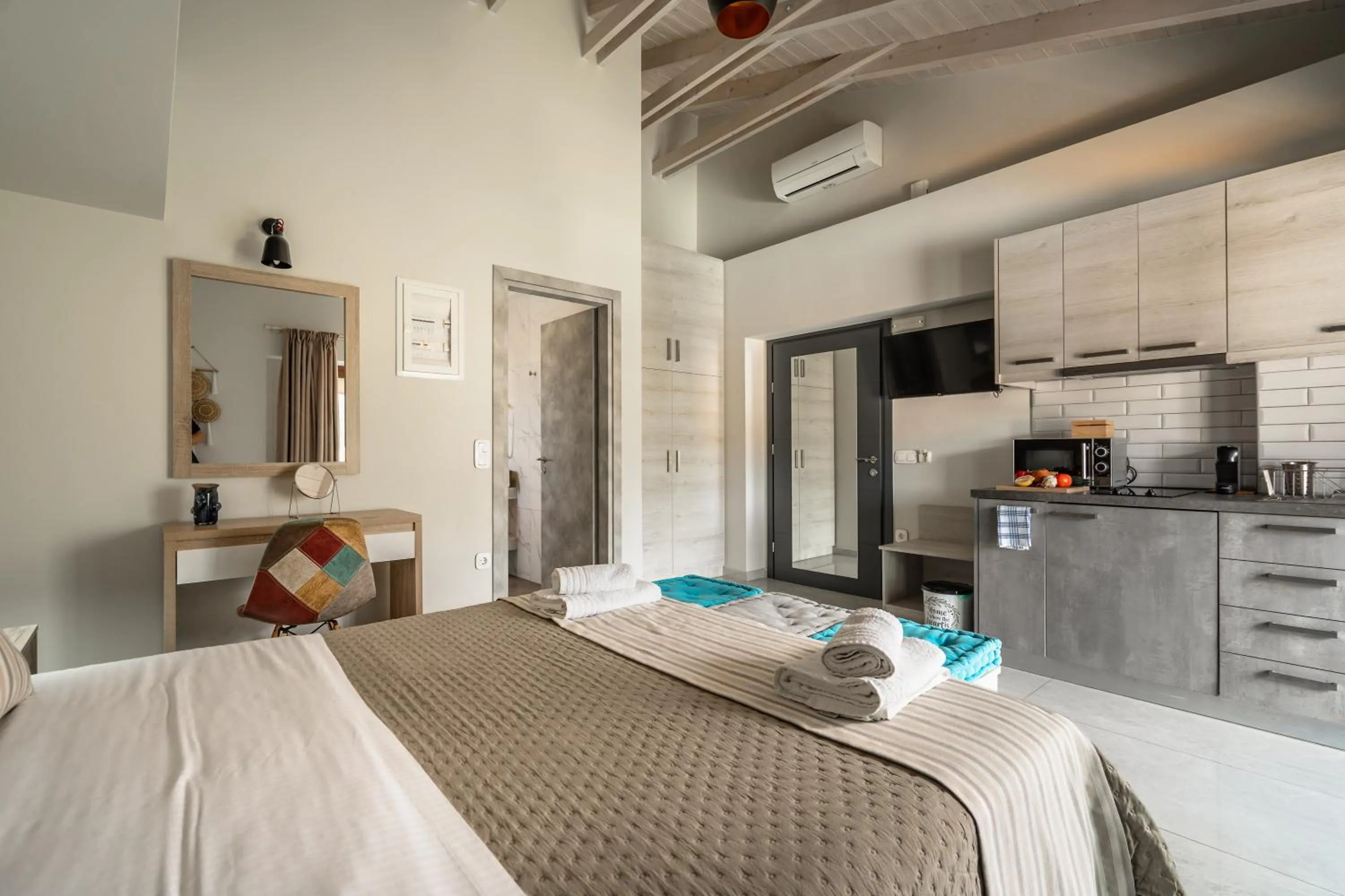 Bed in Emily Apartments