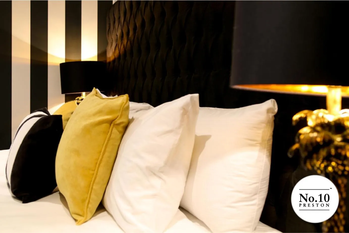 Bedroom, Bed in No.10 Preston