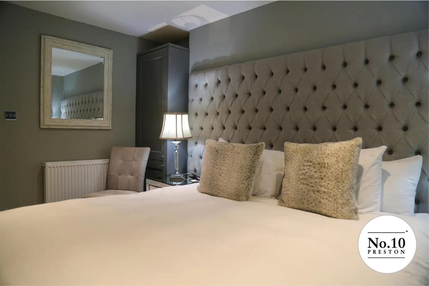 Bedroom, Bed in No.10 Preston