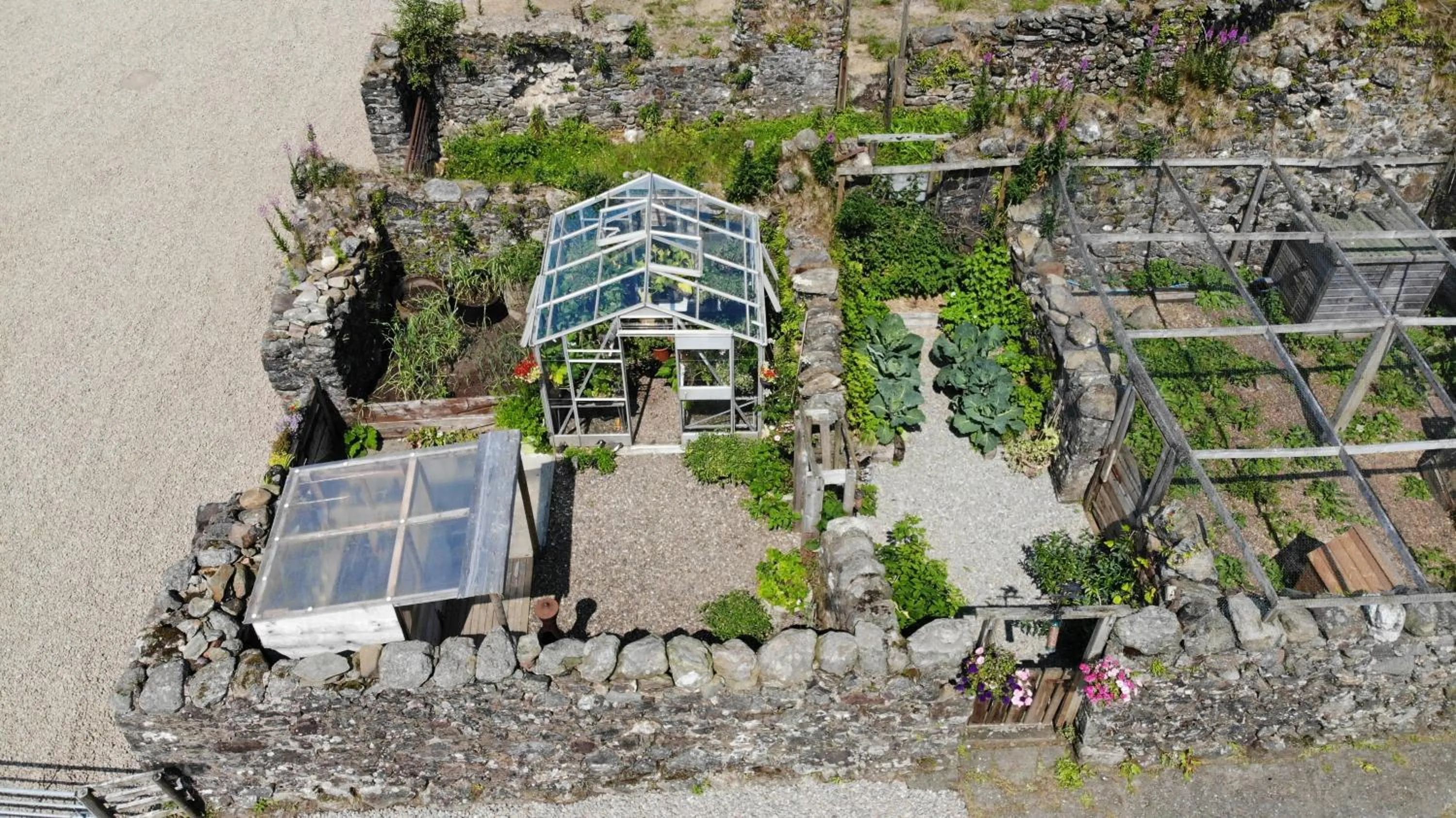 Garrison Farm with Hot Tub