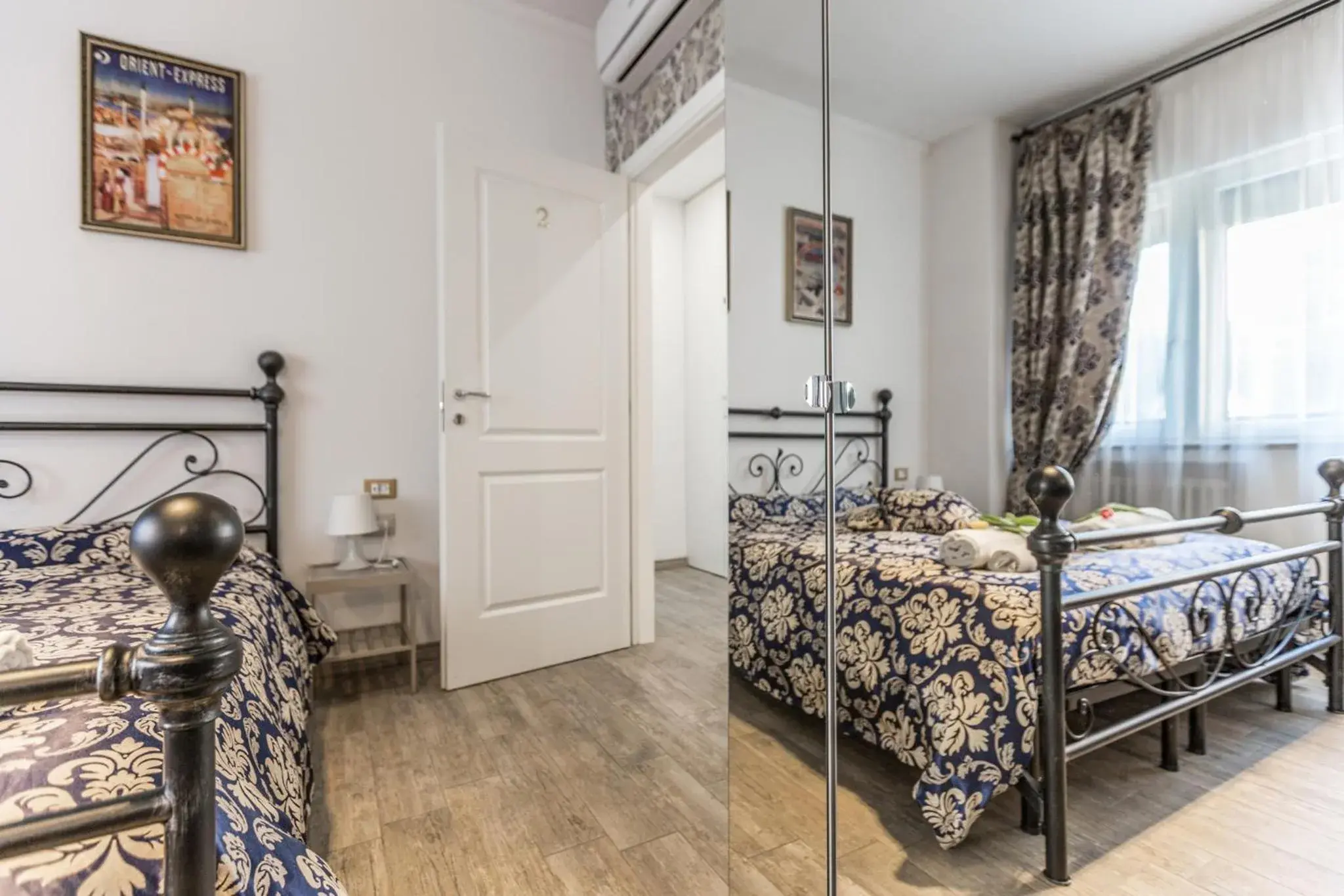 Bed in Central City Rooms Bed in Central City Rooms