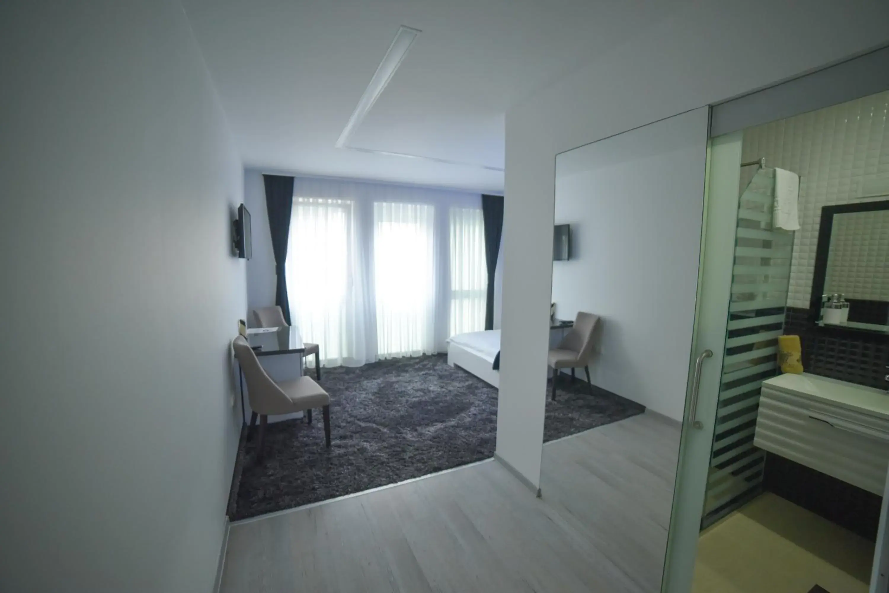 Double Room - single occupancy in Hotel Vrata Bosne Double Room - single occupancy in Hotel Vrata Bosne