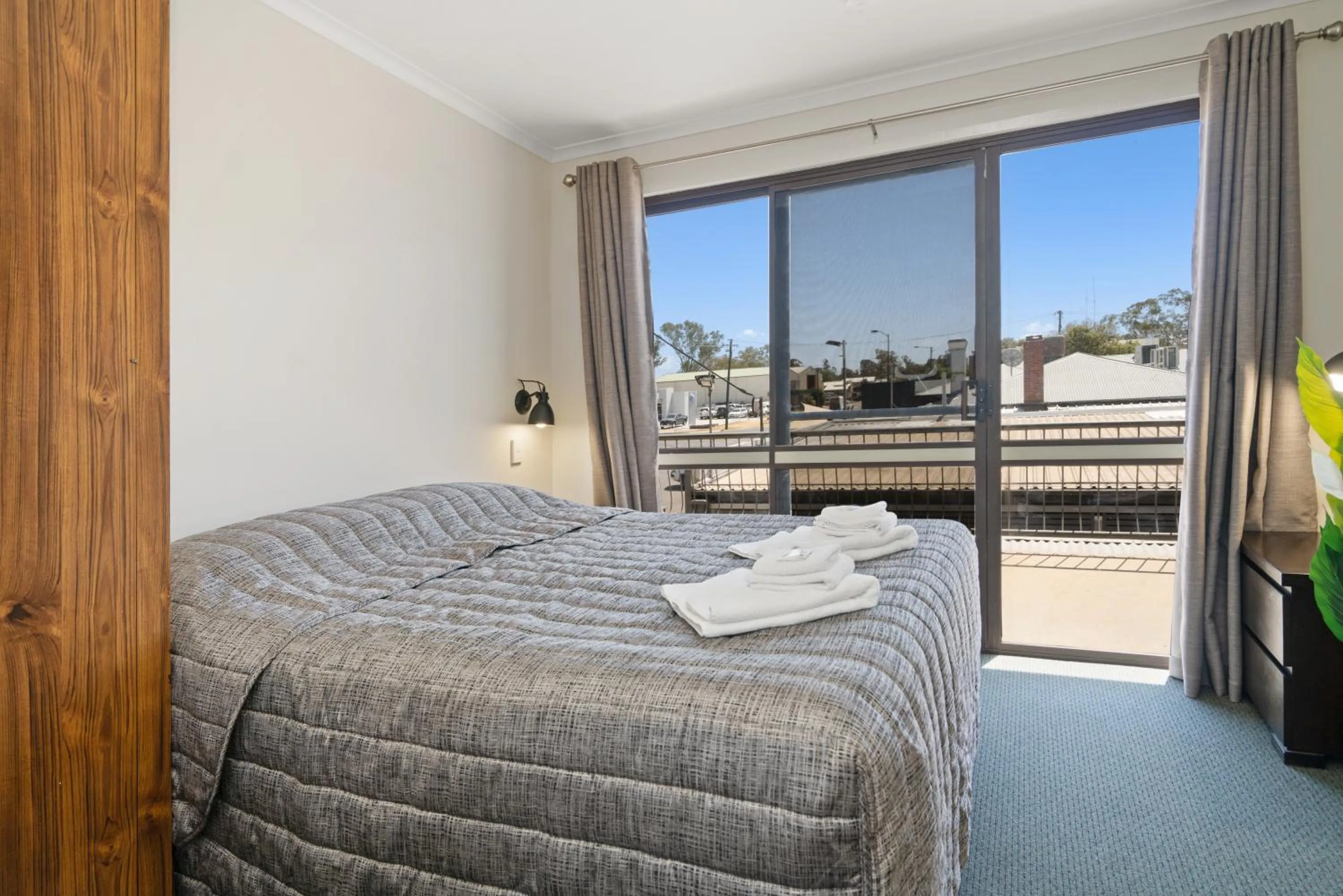 Bed in Club Hotel Motel Roma