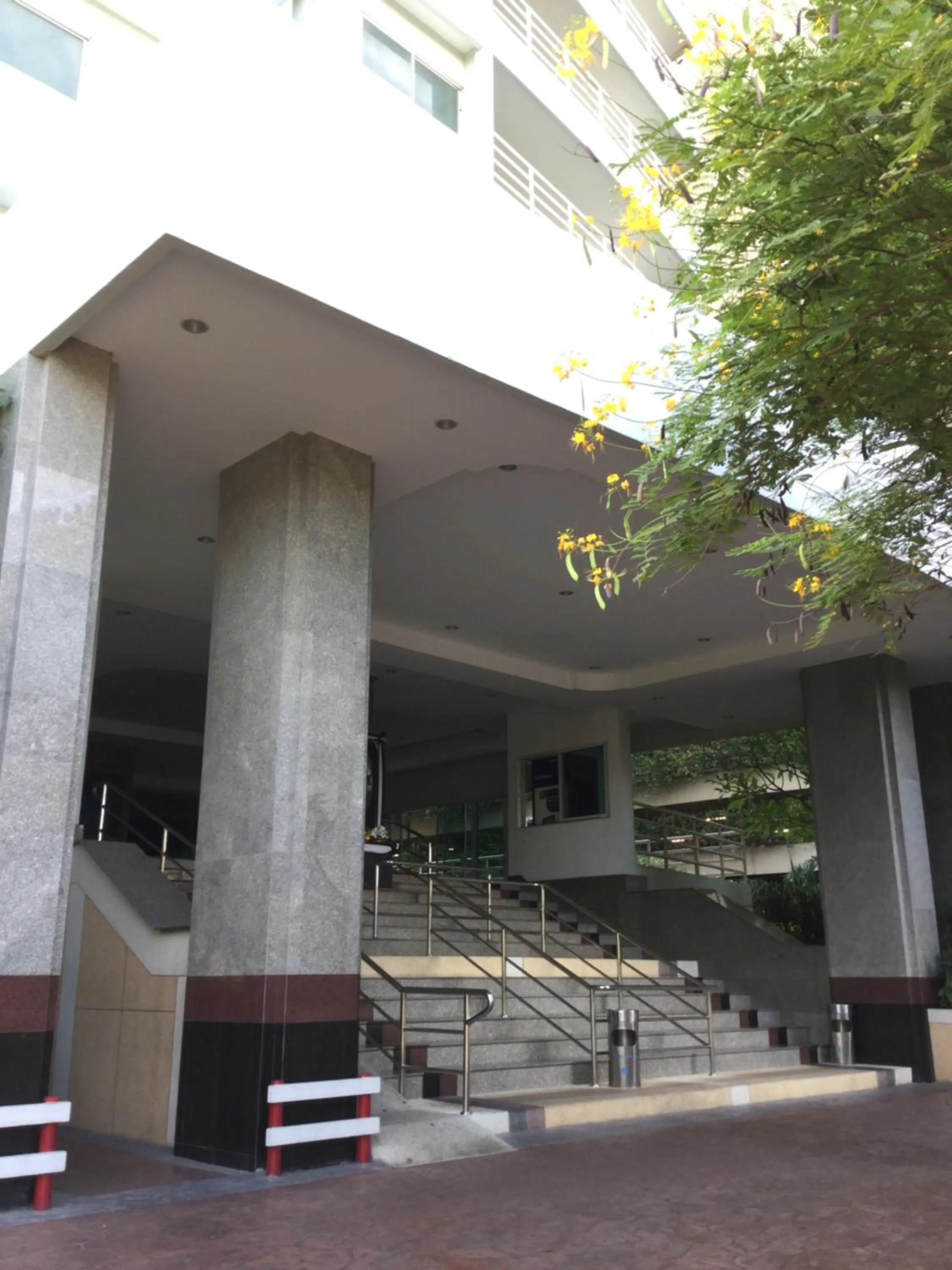 Facade/entrance in View Talay 6 by Pat 42