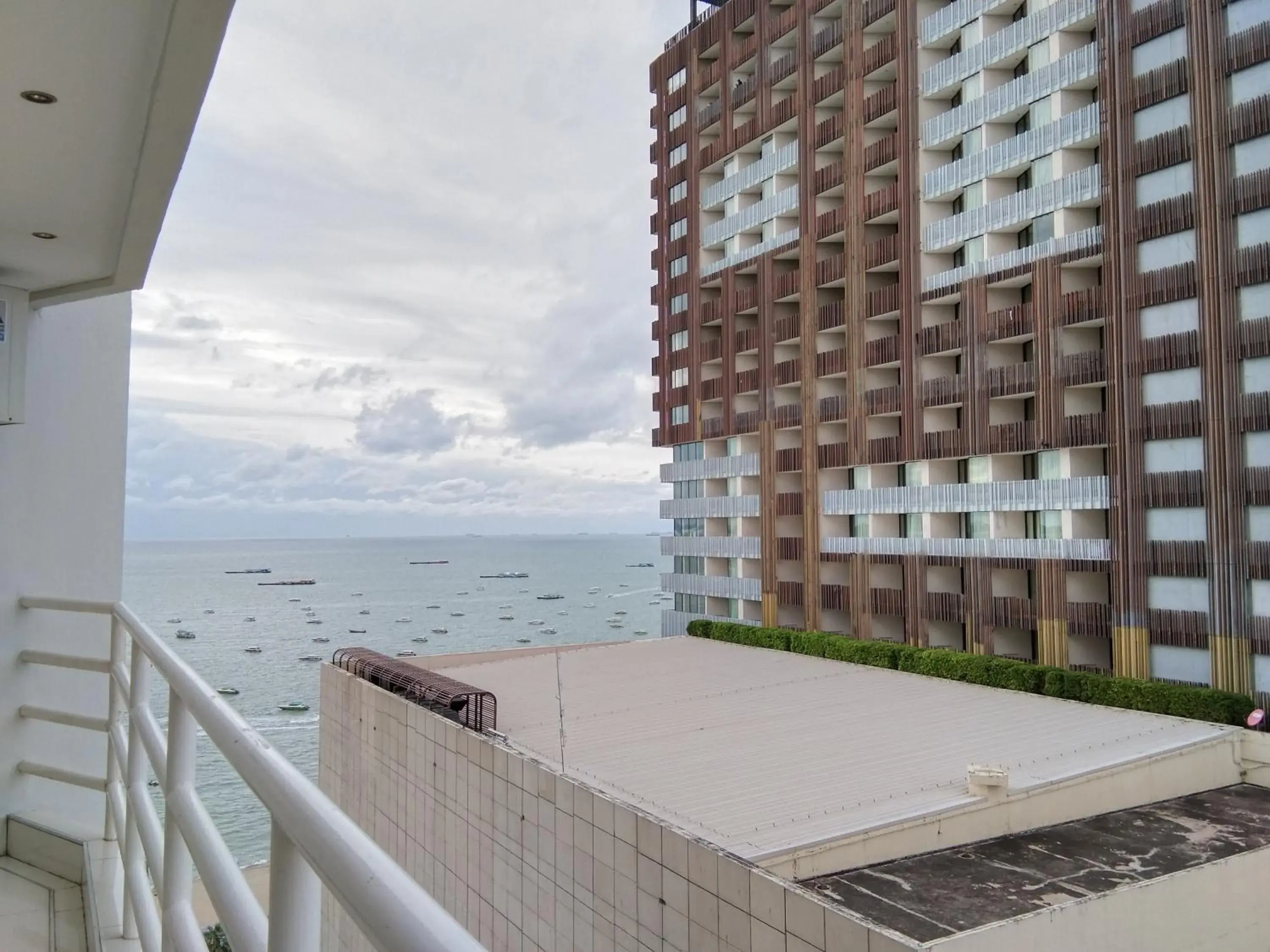 Balcony/Terrace in View Talay 6 by Pat 42 Balcony/Terrace in View Talay 6 by Pat 42