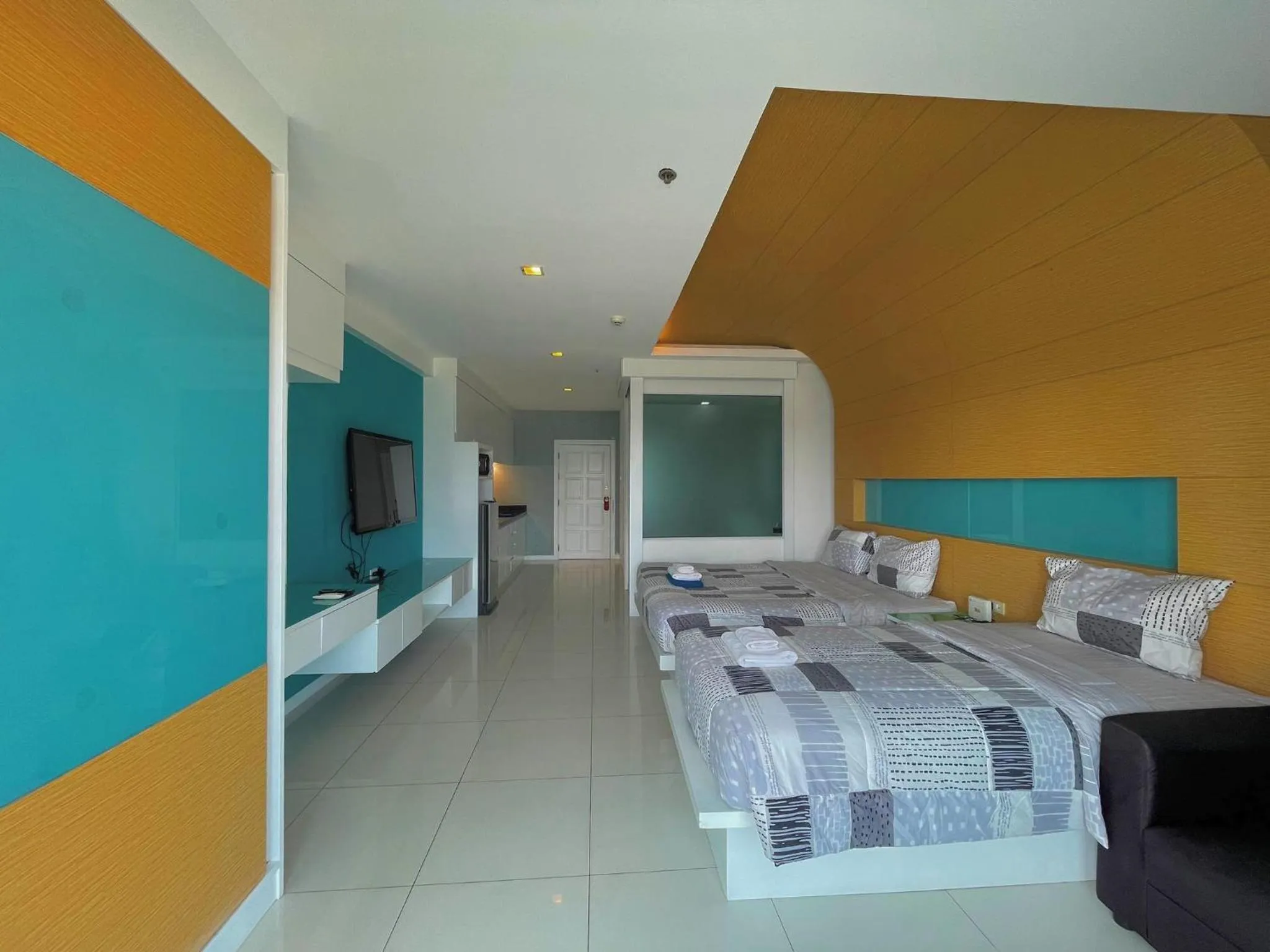 Bed in View Talay 6 by Pat 42