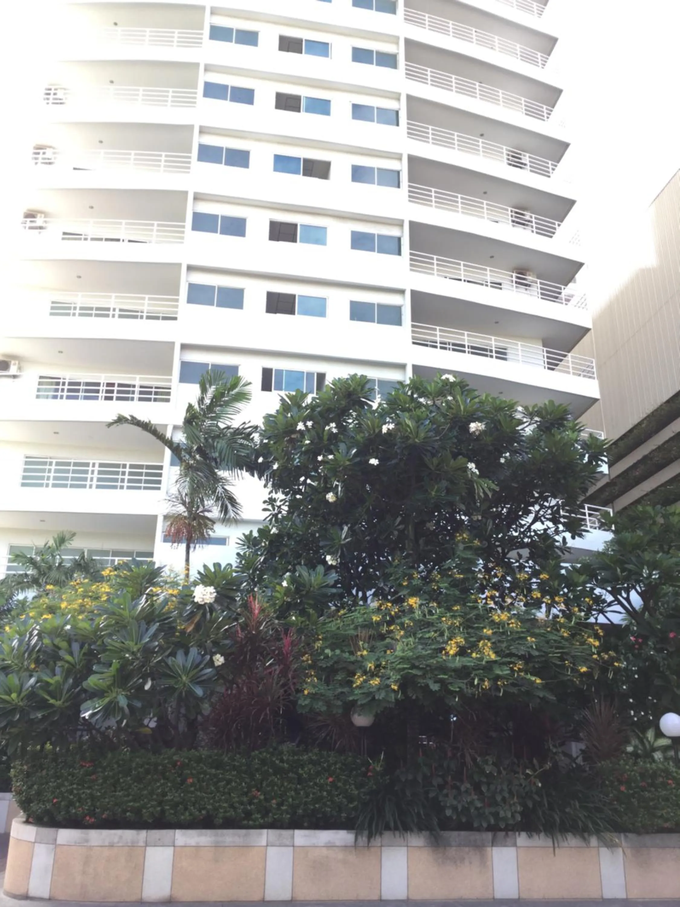 Property building in View Talay 6 by Pat 42