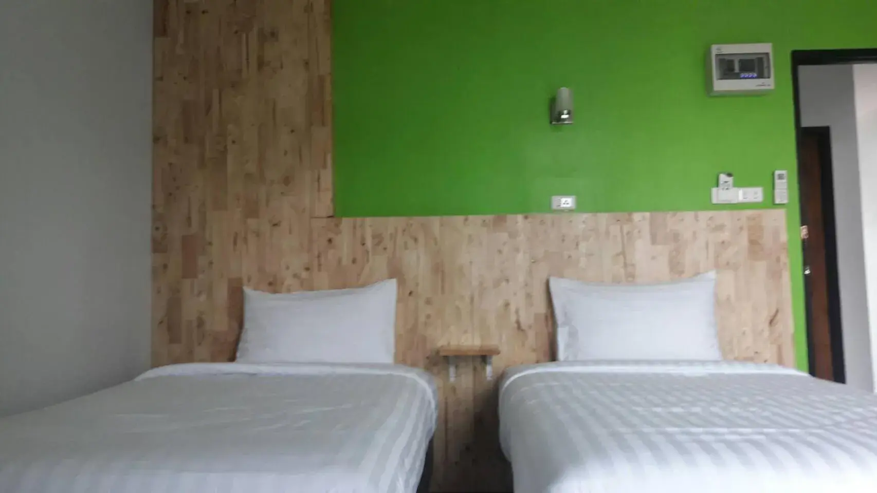 Deluxe Double or Twin Room with Balcony in Graphic House @ Chiang Rai Deluxe Double or Twin Room with Balcony in Graphic House @ Chiang Rai