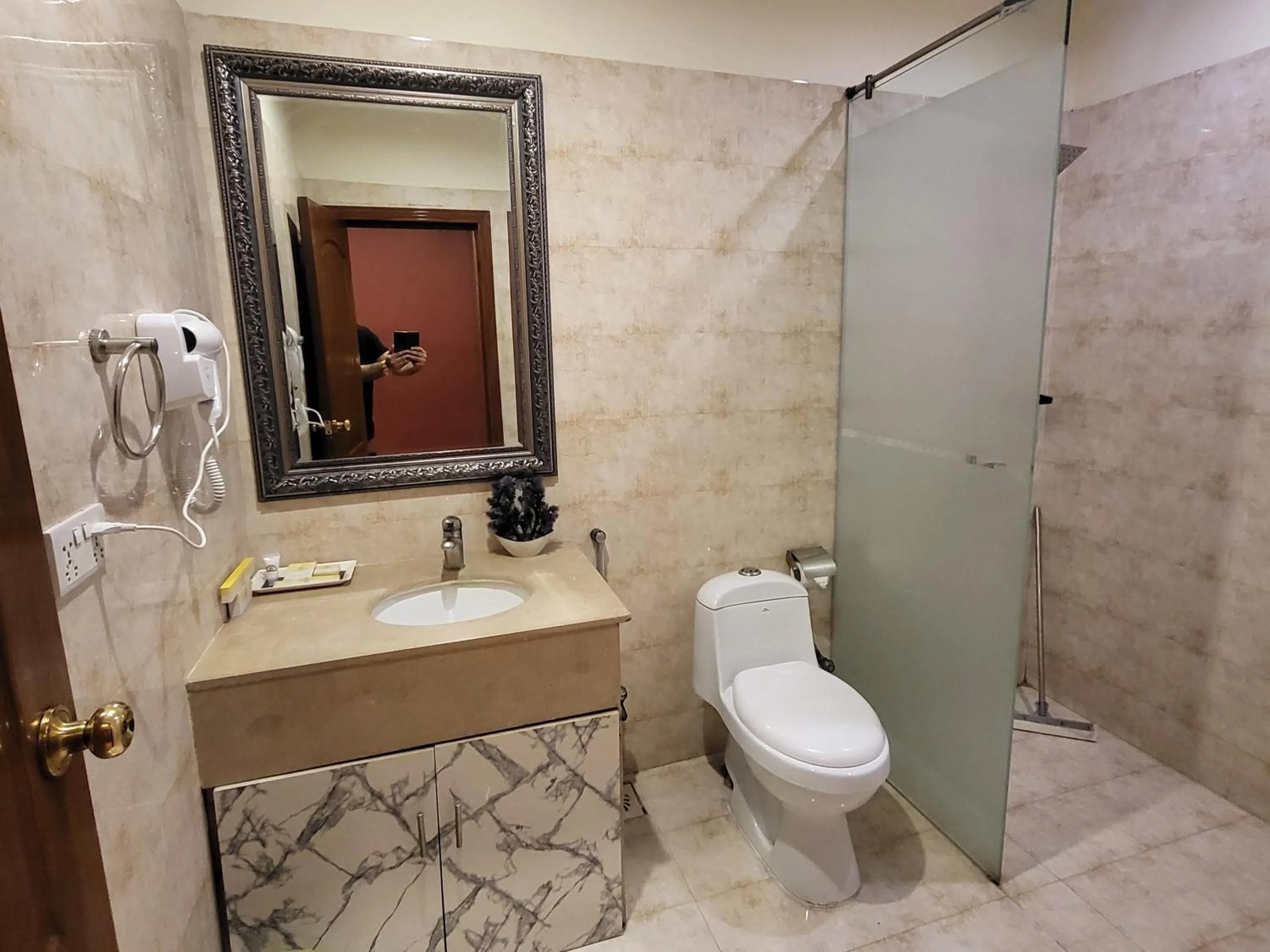 Shower in Grand Millennium Hotel