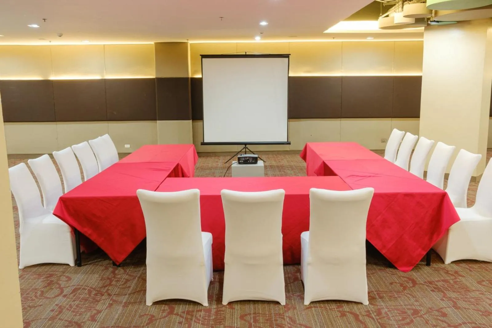 Banquet/Function facilities in Go Hotels Lanang - Davao
