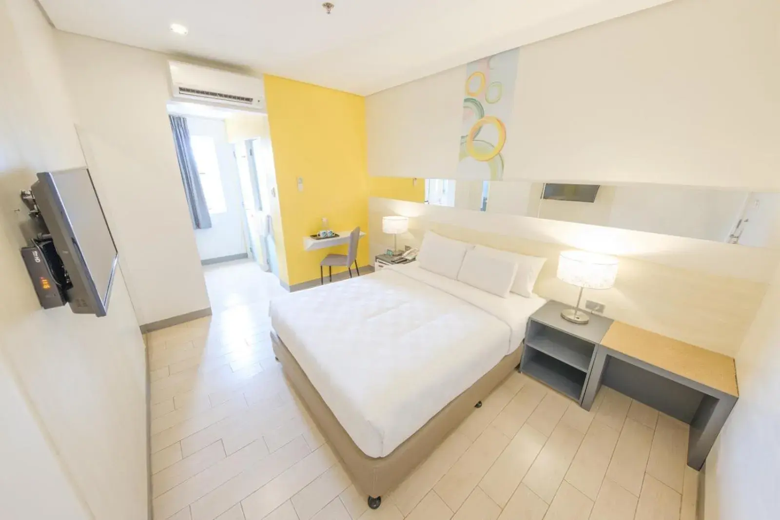 Bedroom, Bed in Go Hotels Lanang - Davao Bedroom, Bed in Go Hotels Lanang - Davao