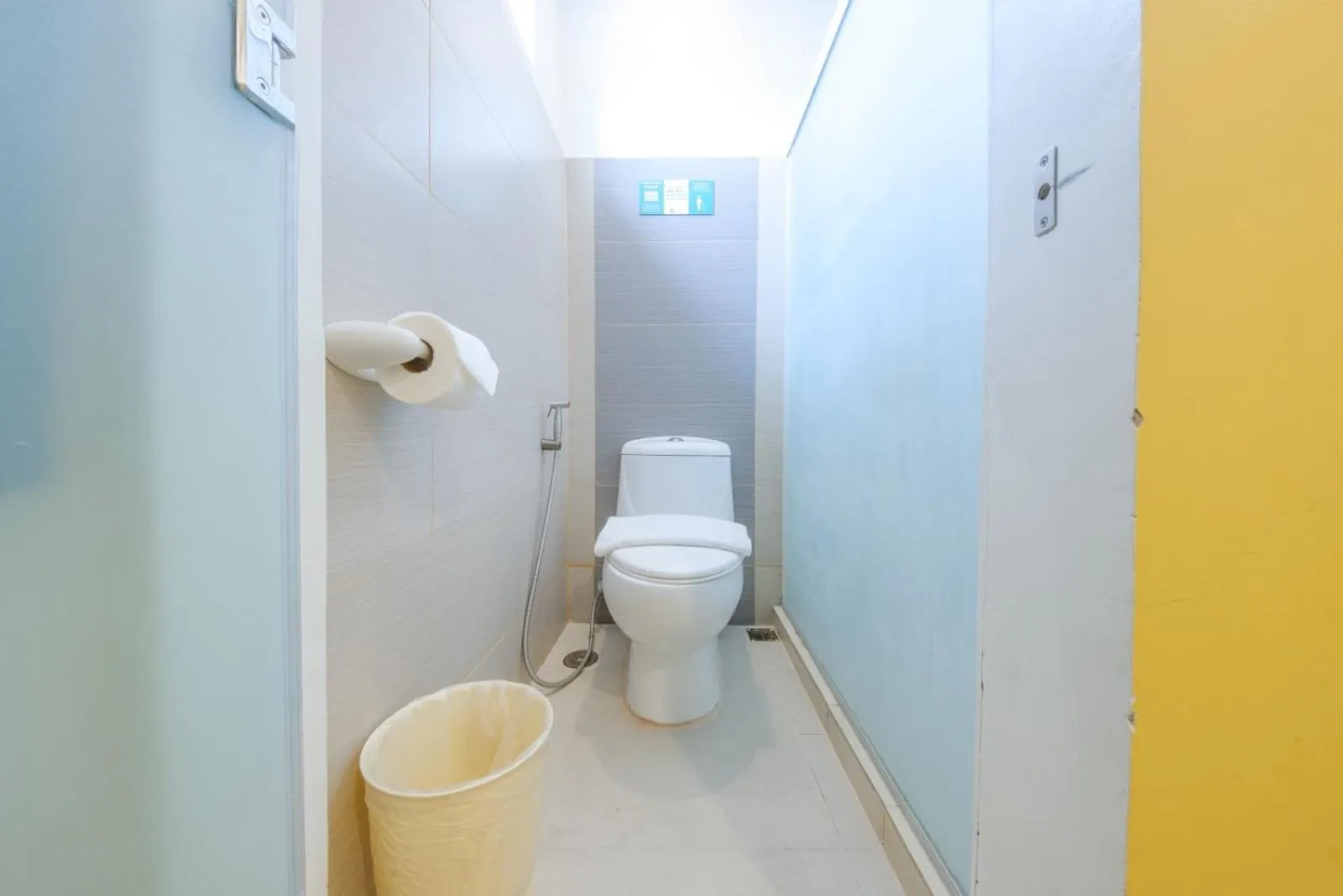 Toilet in Go Hotels Lanang - Davao