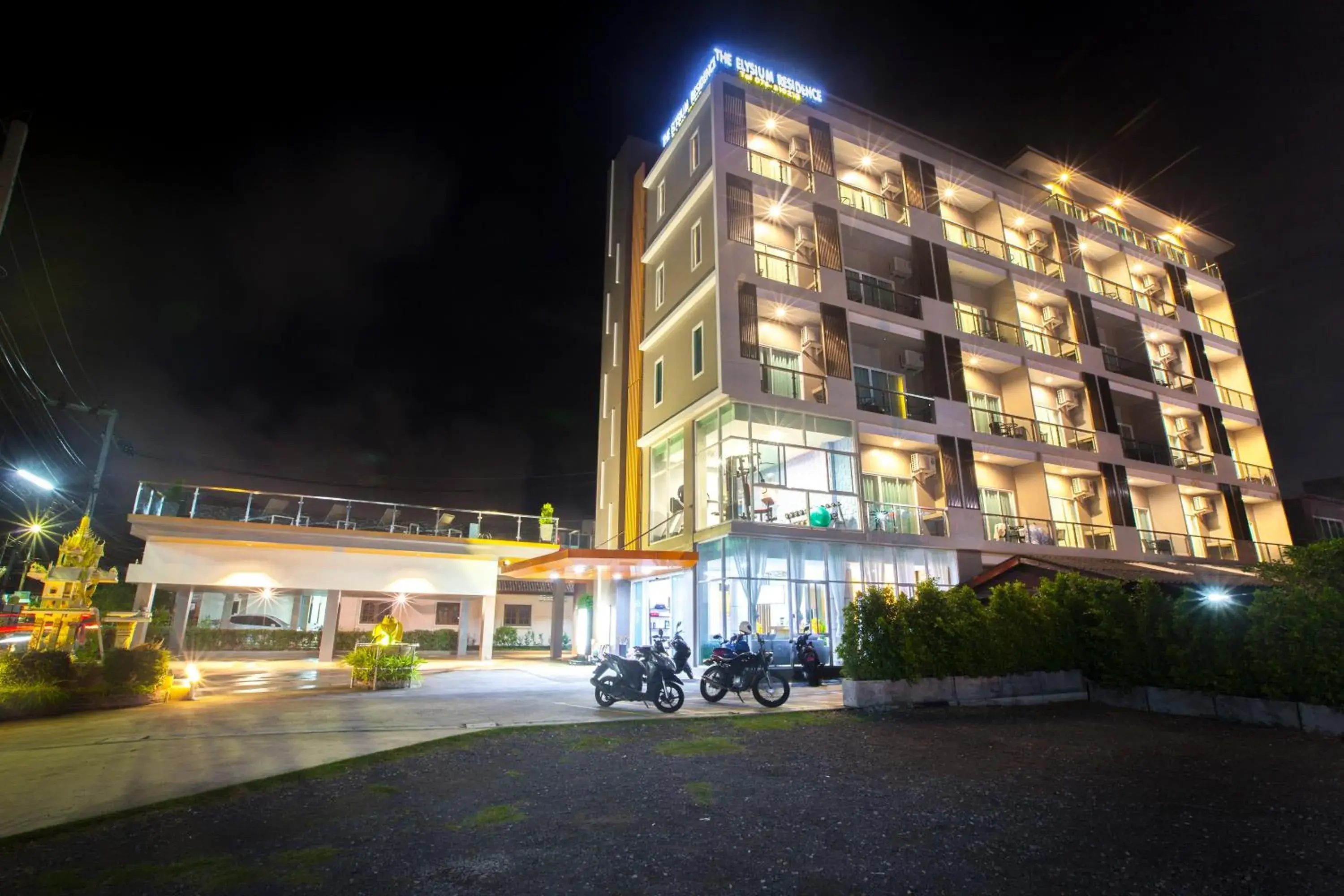 Property building in The Elysium Residence - SHA Extra Plus Property building in The Elysium Residence - SHA Extra Plus