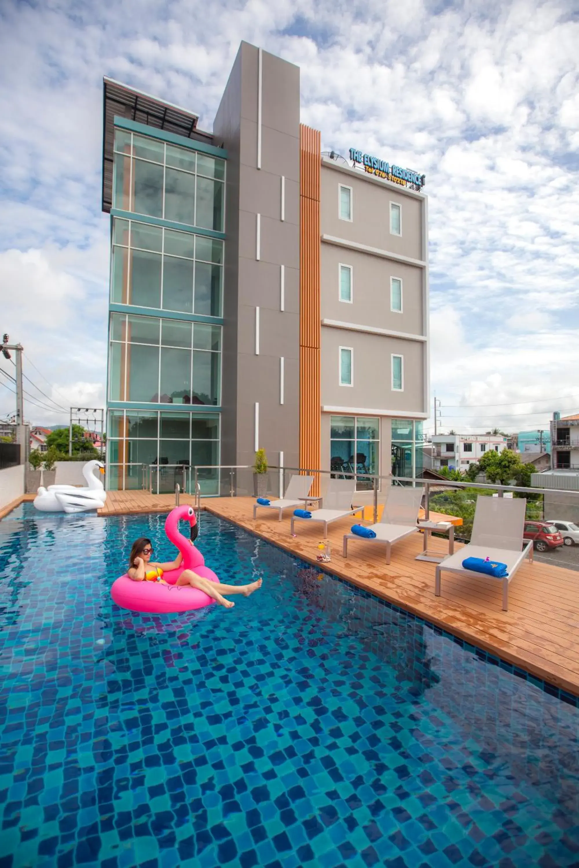 Swimming pool in The Elysium Residence - SHA Extra Plus Swimming pool in The Elysium Residence - SHA Extra Plus