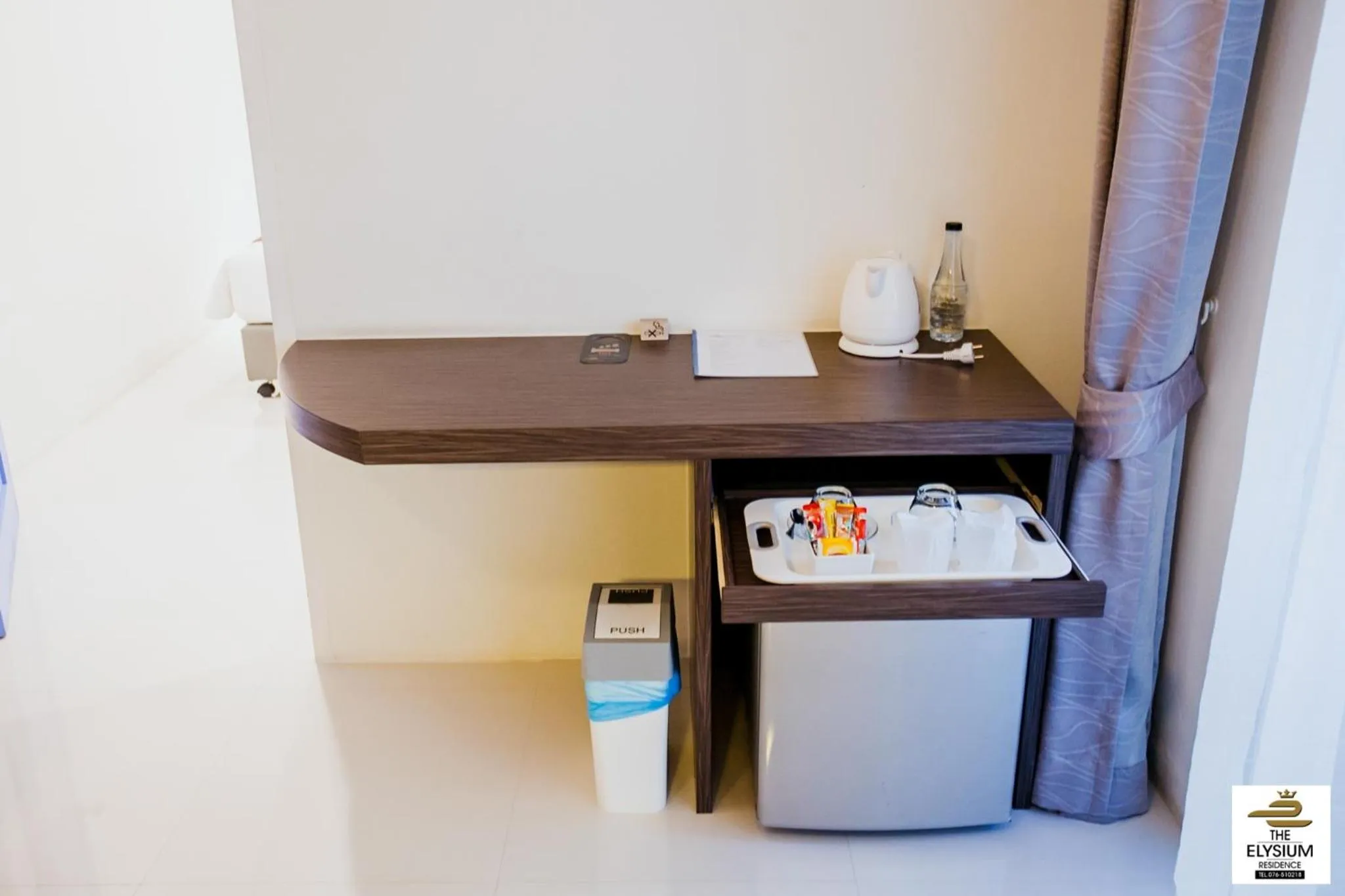 Coffee/tea facilities in The Elysium Residence - SHA Extra Plus