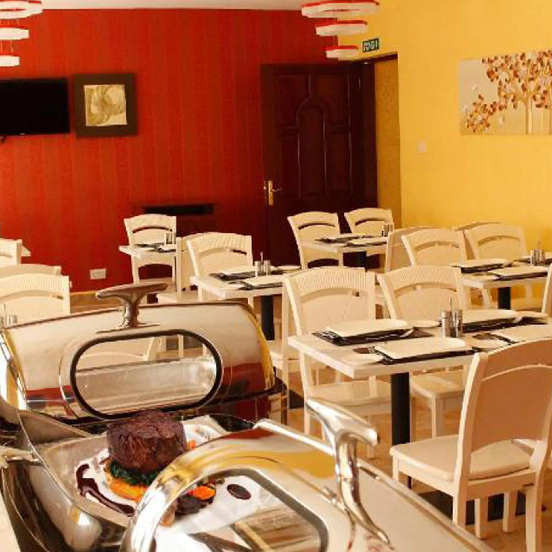 Restaurant/places to eat in Easy Hotel Kenya