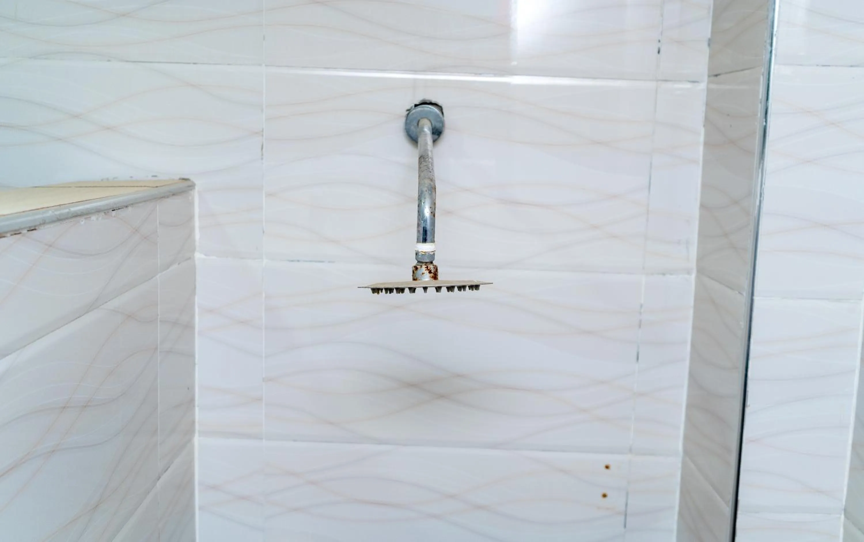 Shower in Easy Hotel Kenya