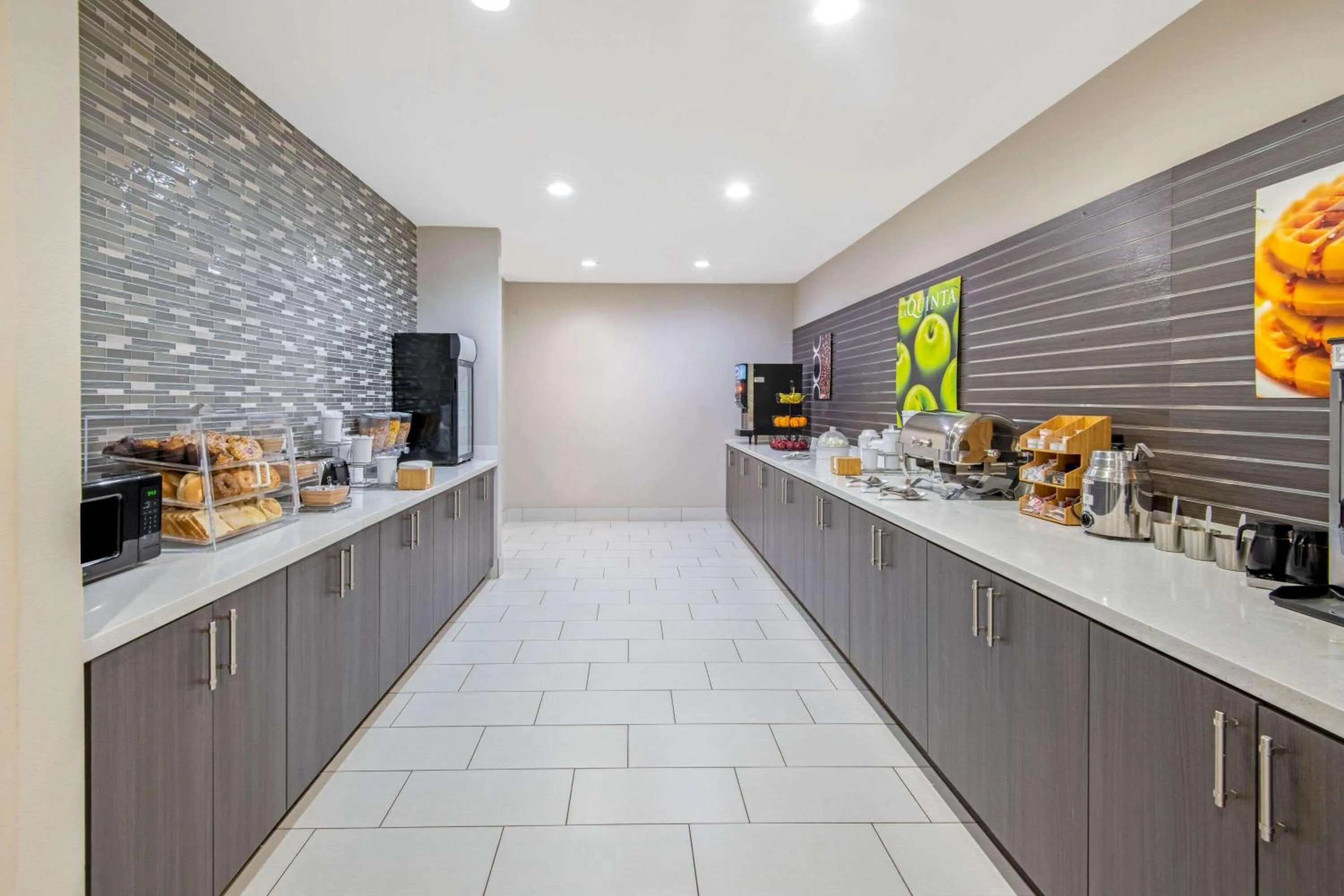 Restaurant/places to eat in La Quinta by Wyndham Weatherford OK