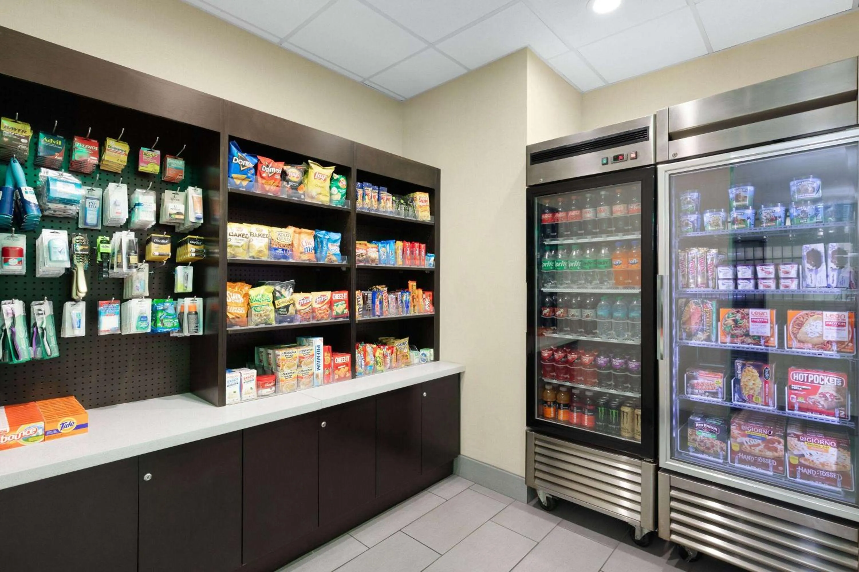 Food and drinks in La Quinta by Wyndham Cullman