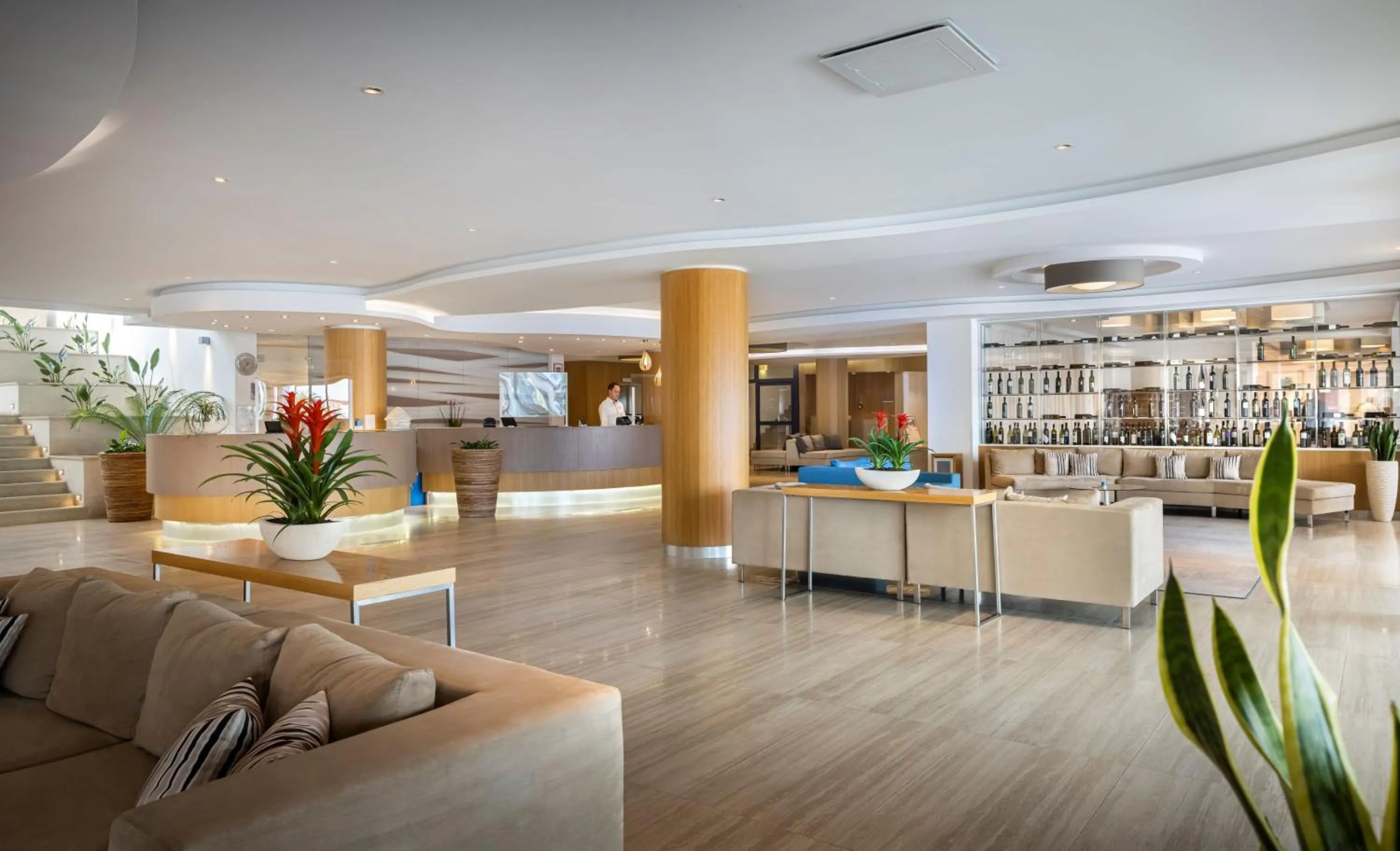 Lobby or reception in Isabella Island Hotel & Villas, Valamar Collection