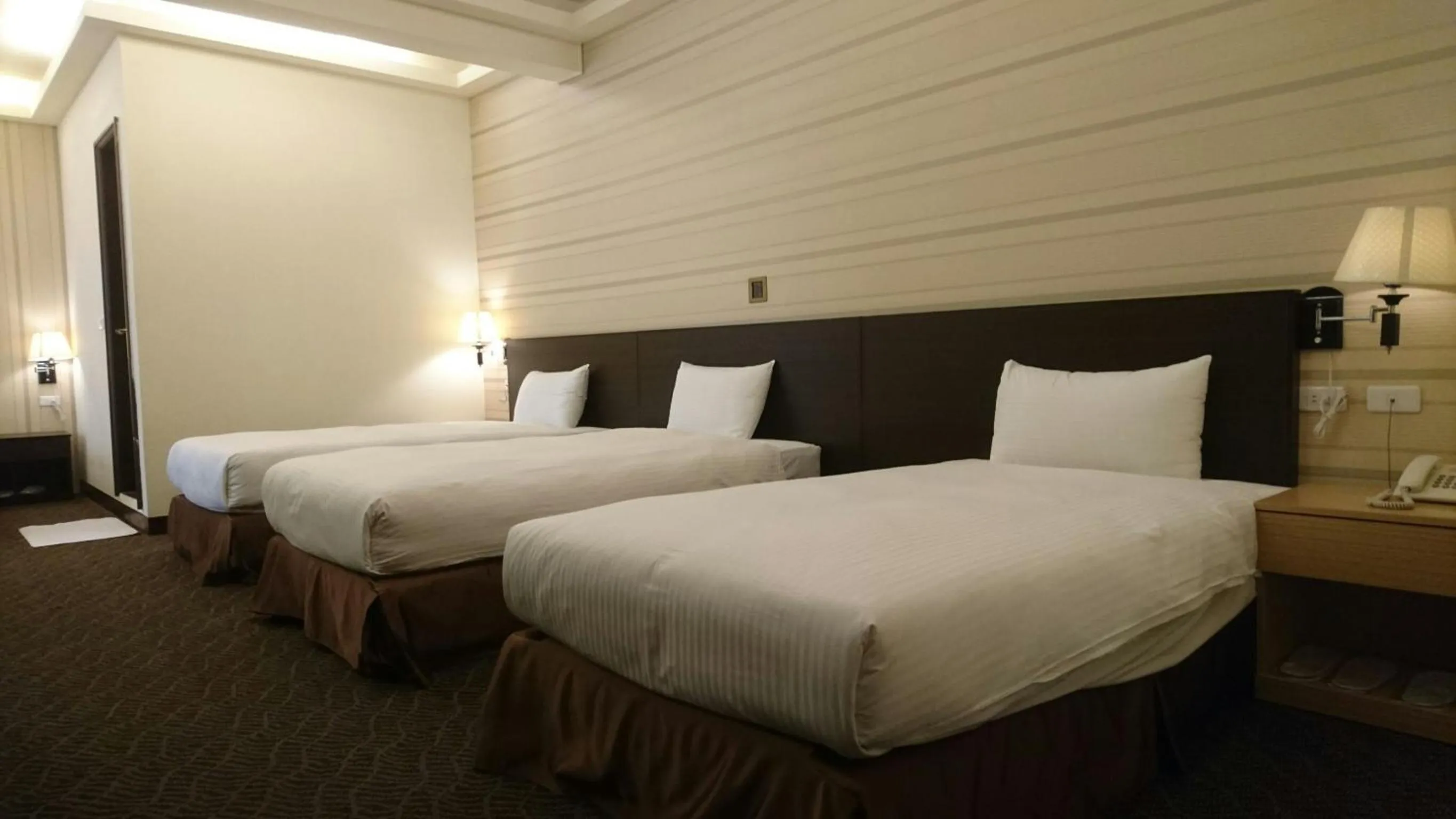 Photo of the whole room, Bed in Dreamer Hotel