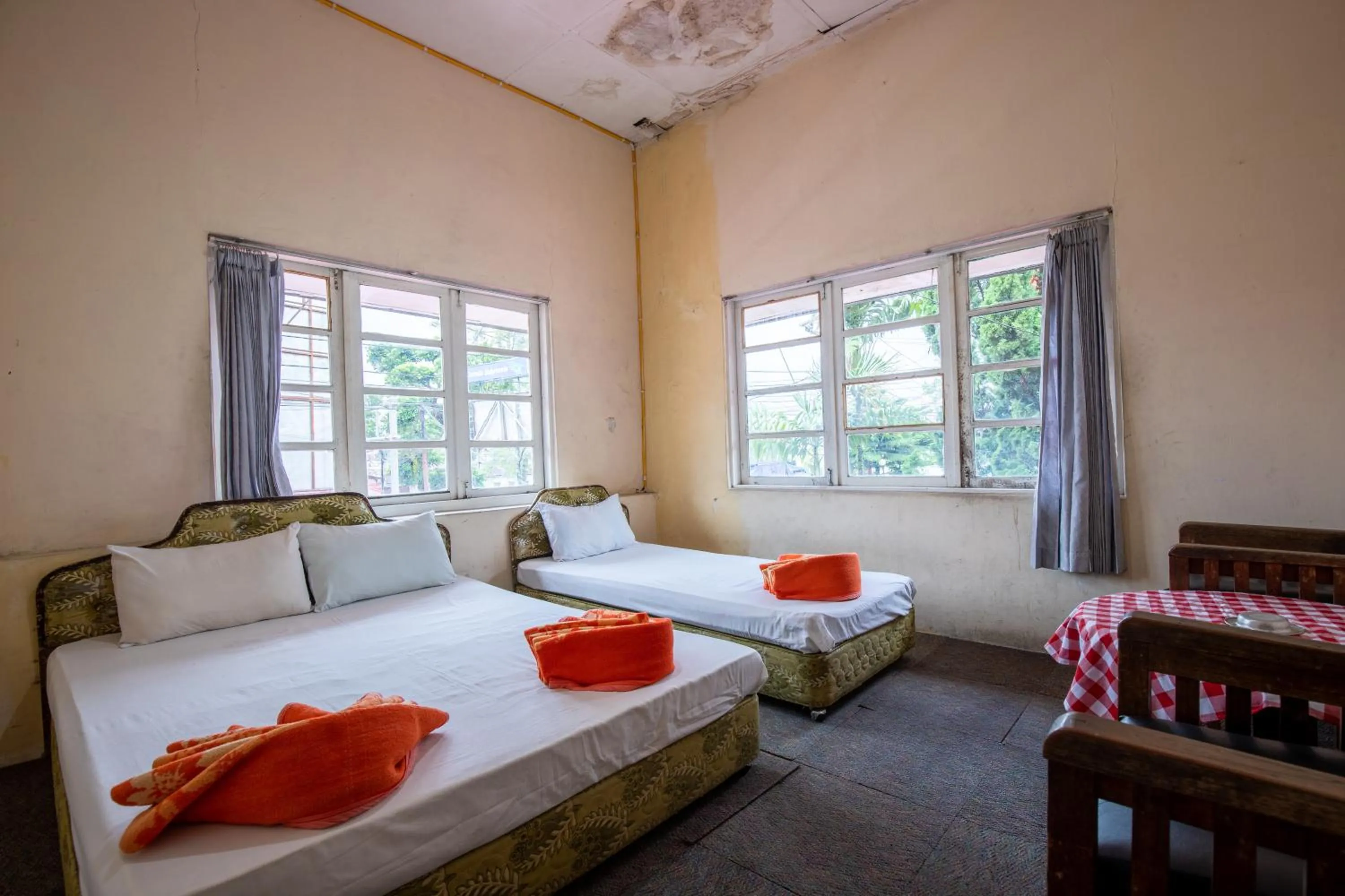 Bed in Hotel Jogja Bukittinggi