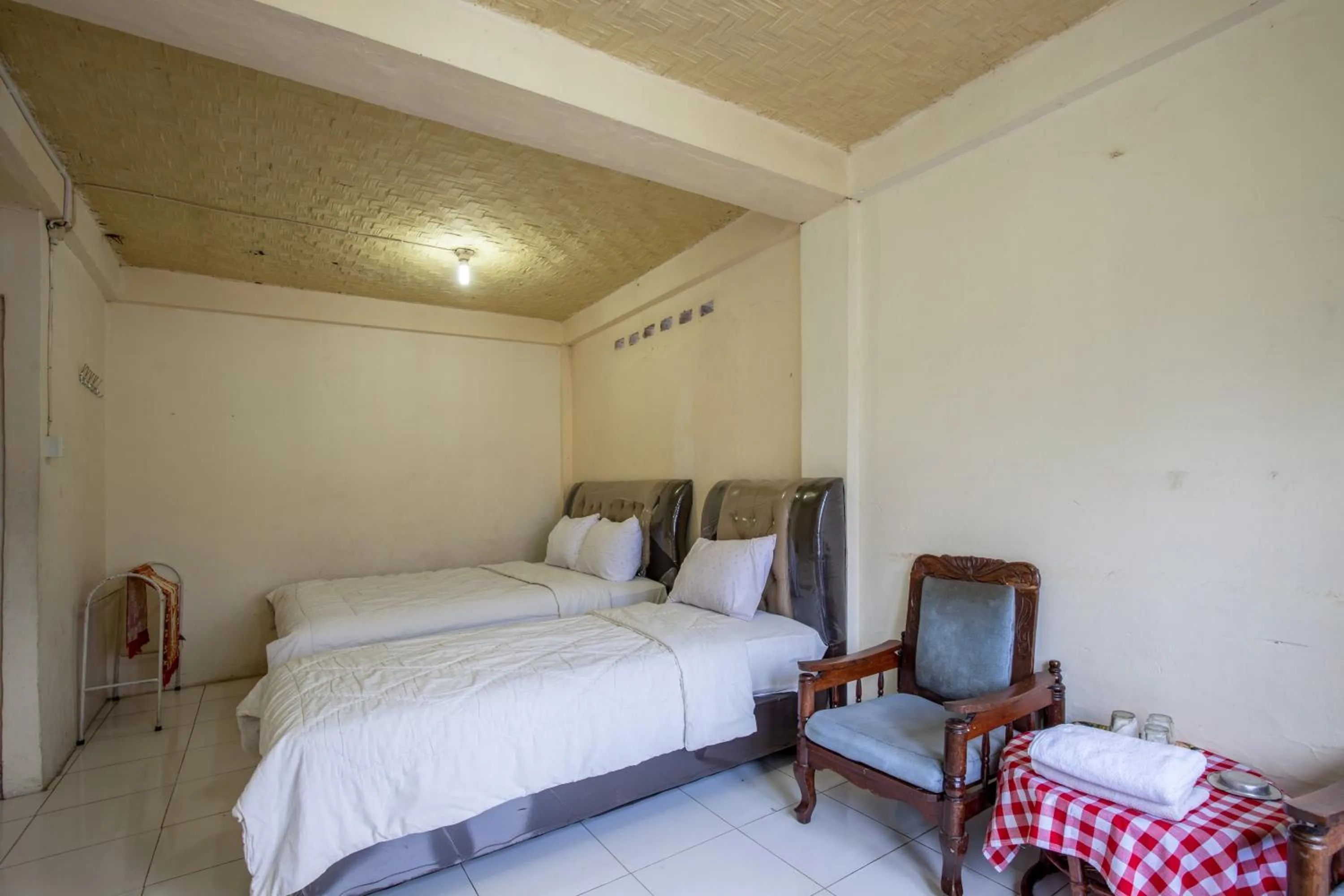 Bed in Hotel Jogja Bukittinggi