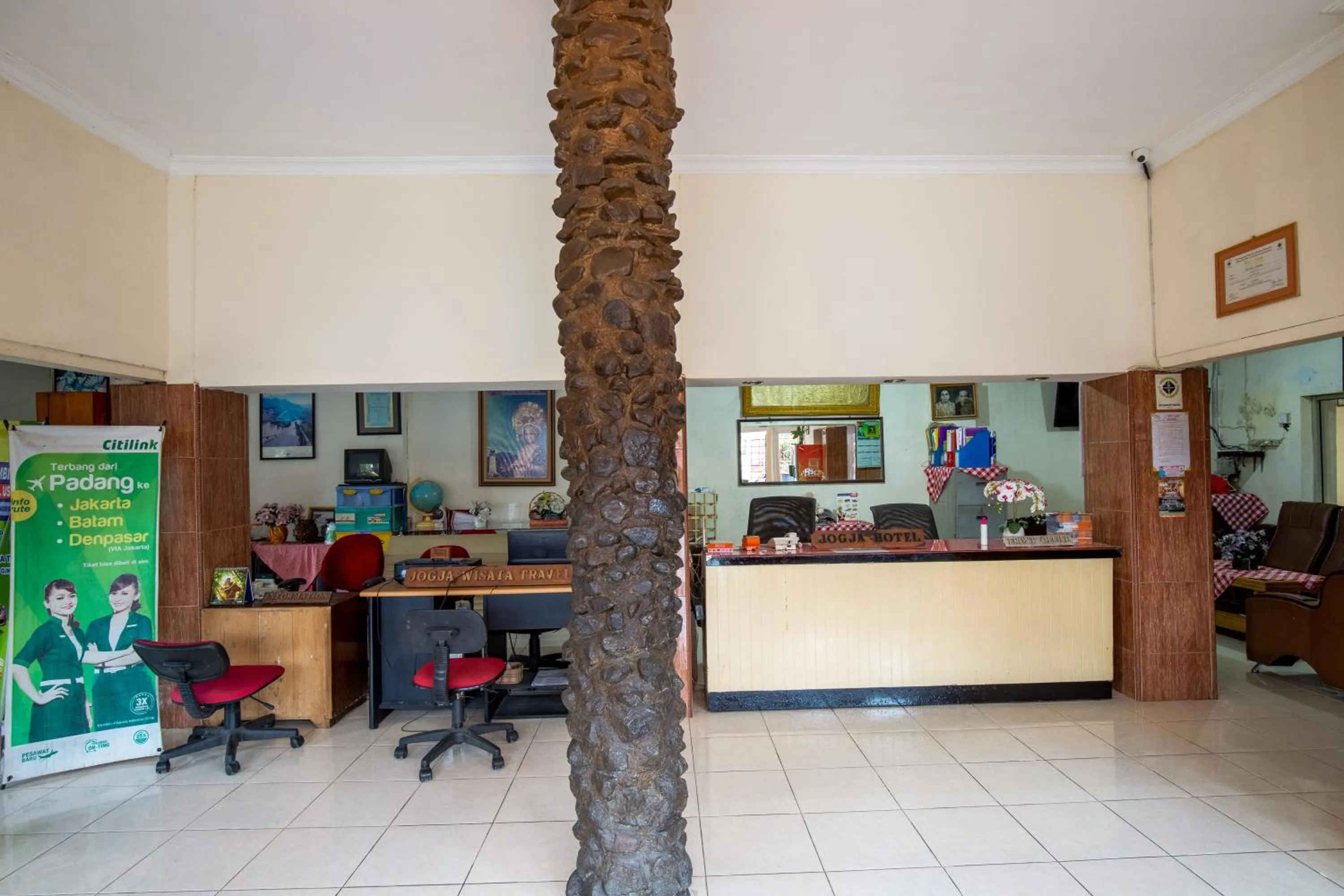 Lobby or reception in Hotel Jogja Bukittinggi