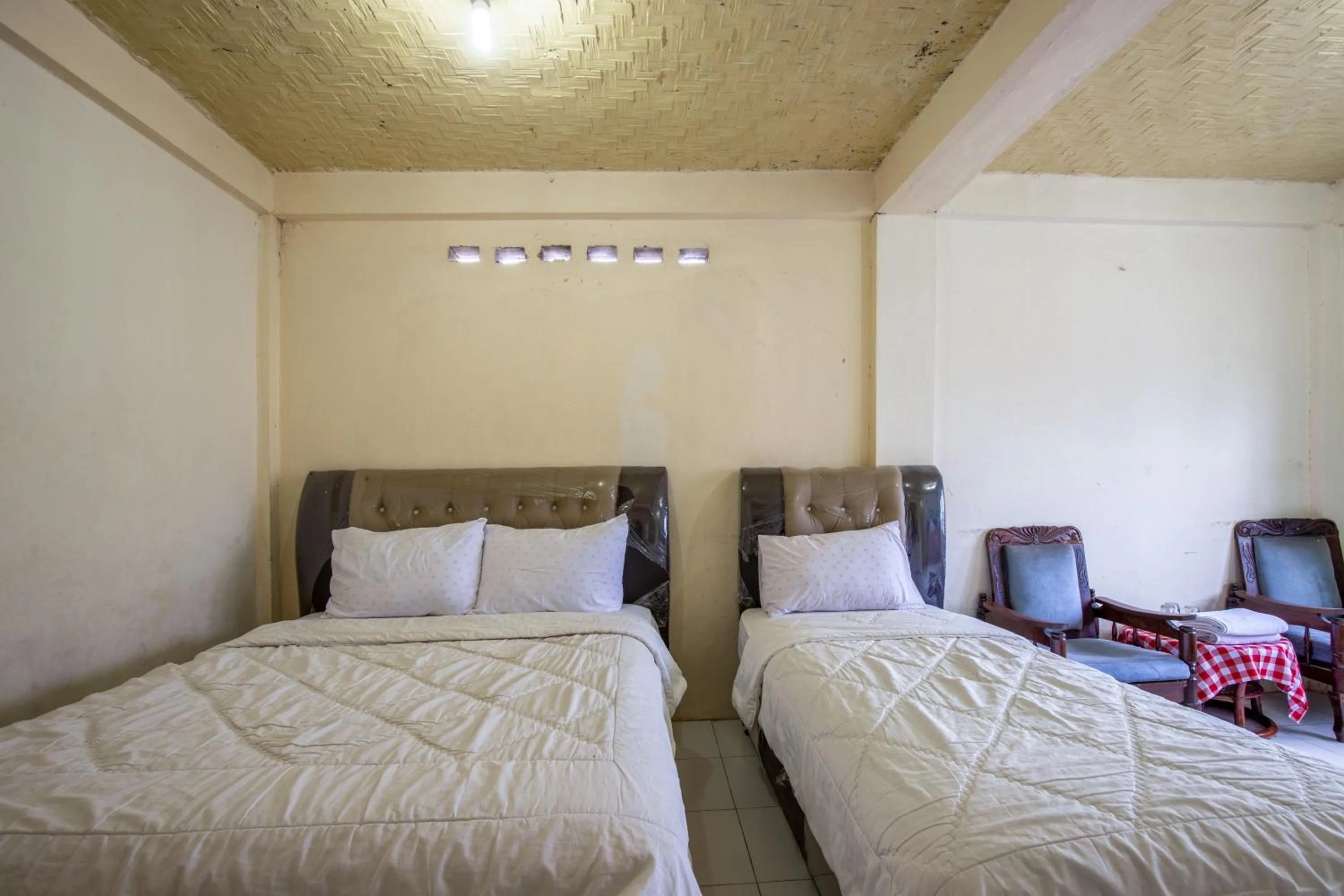 Bed in Hotel Jogja Bukittinggi