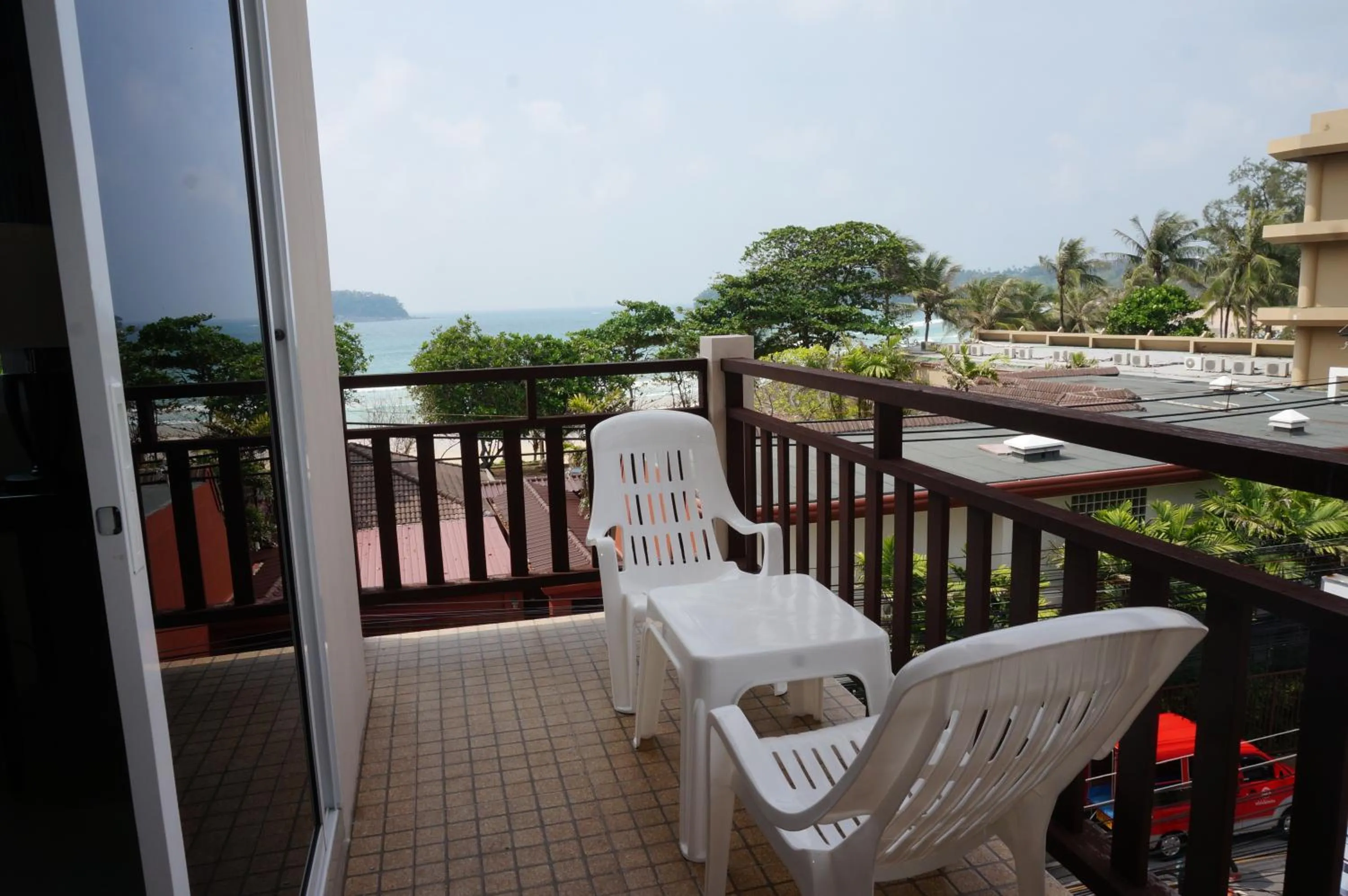 Balcony/Terrace in Kata Beachwalk Hotel and Bungalows