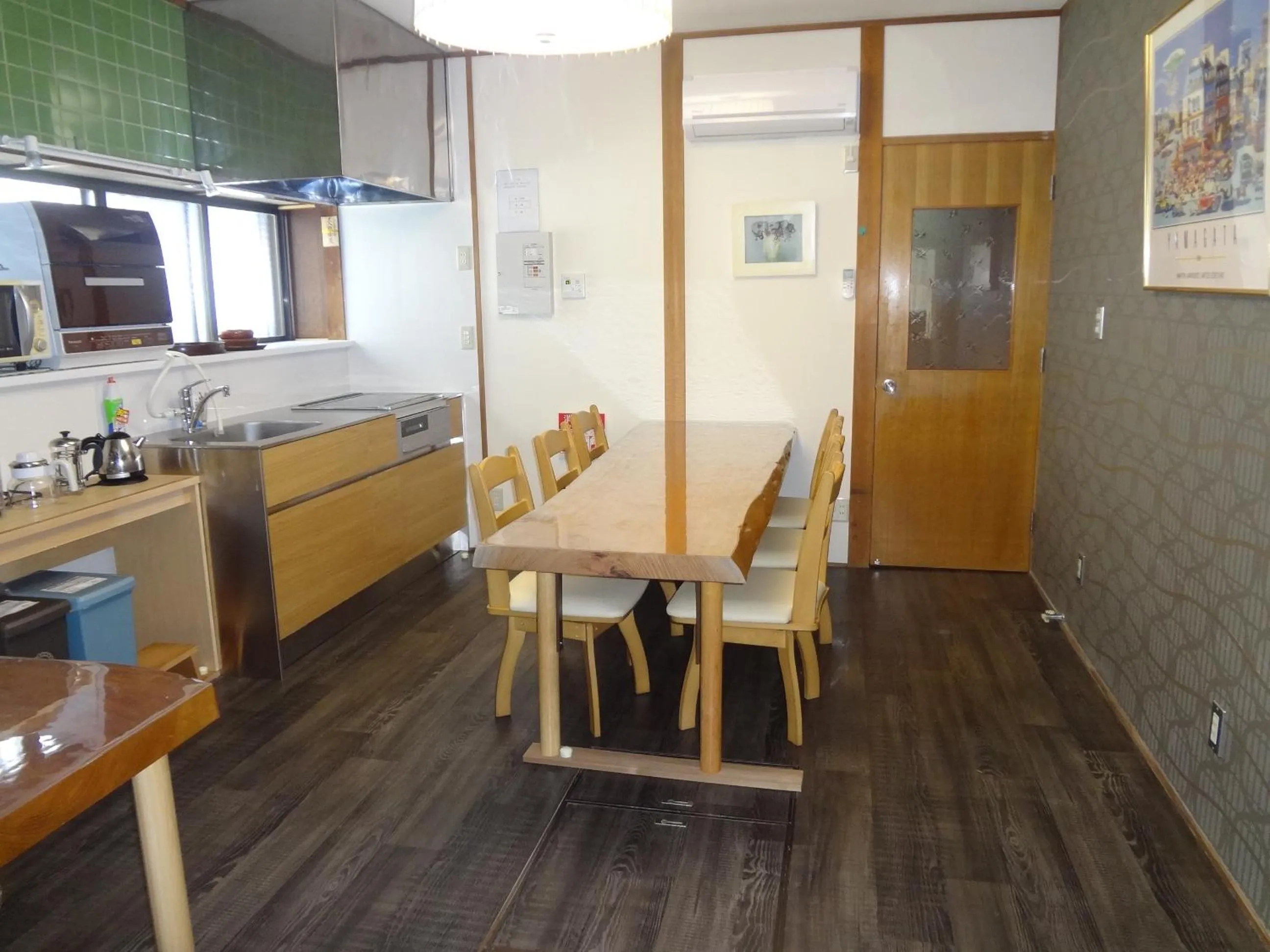 Communal kitchen in Mokkoan