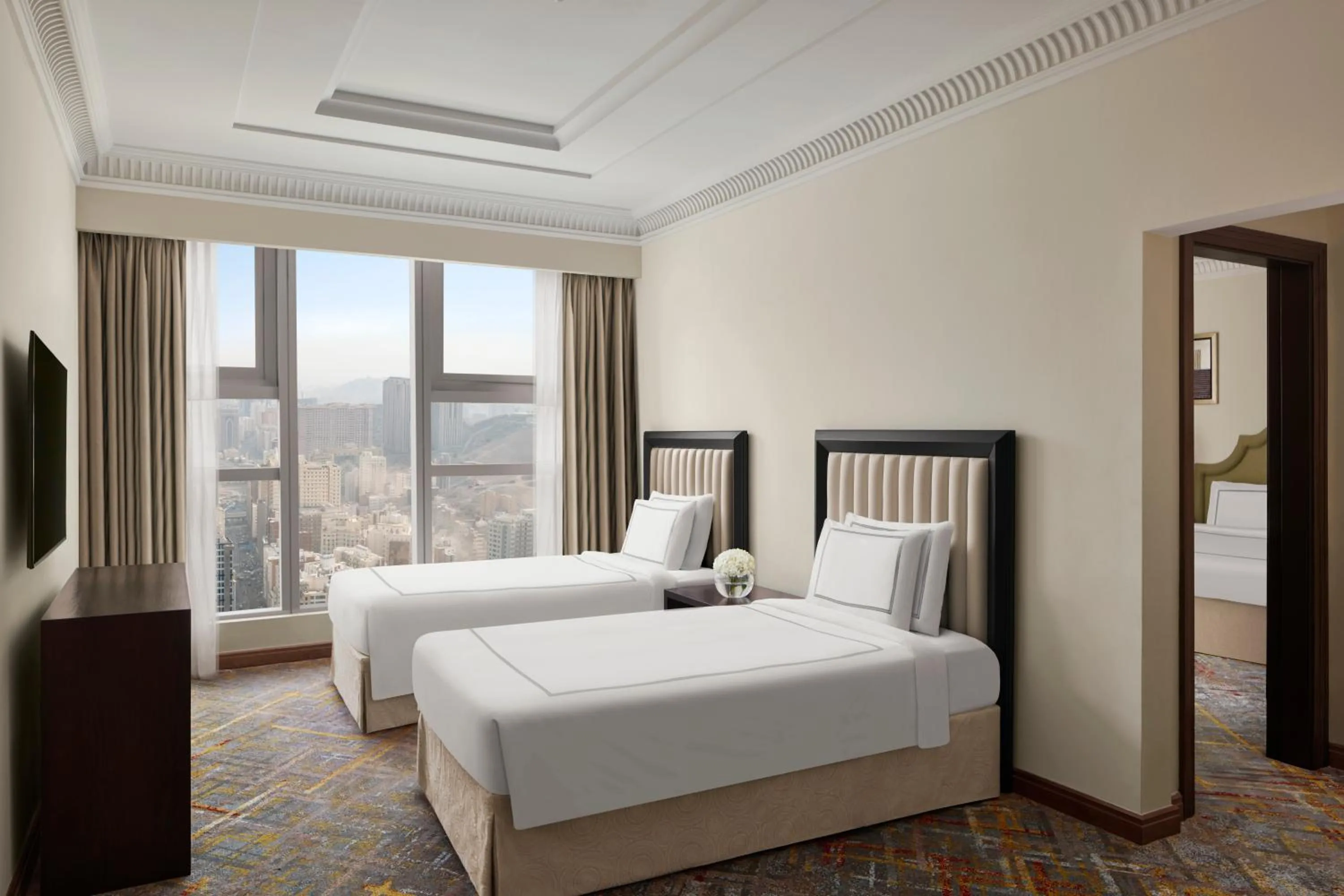 Bedroom, Bed in Swissotel Al Maqam Makkah