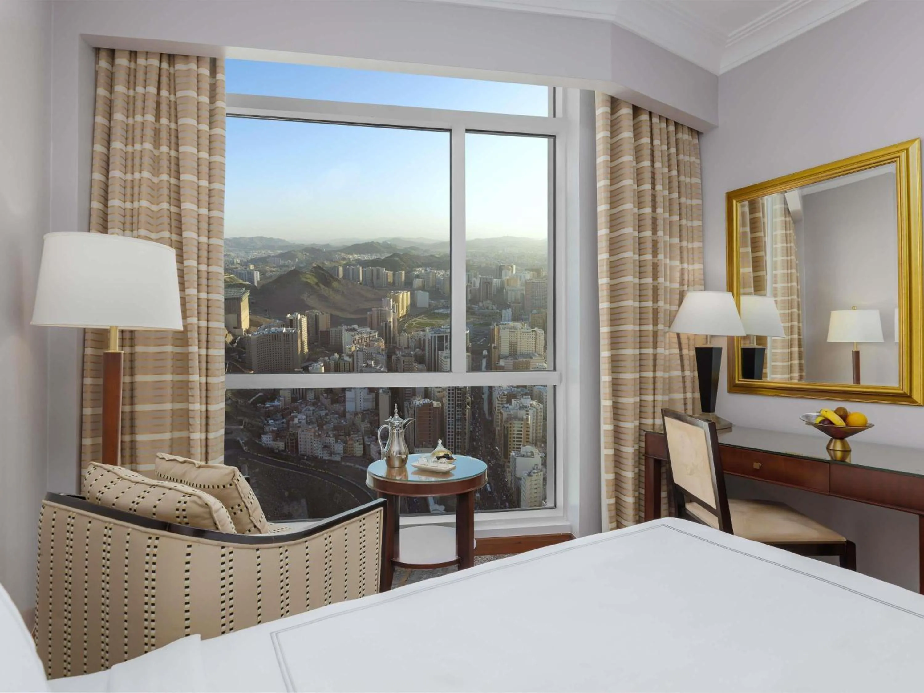 Bedroom, Bed in Swissotel Al Maqam Makkah