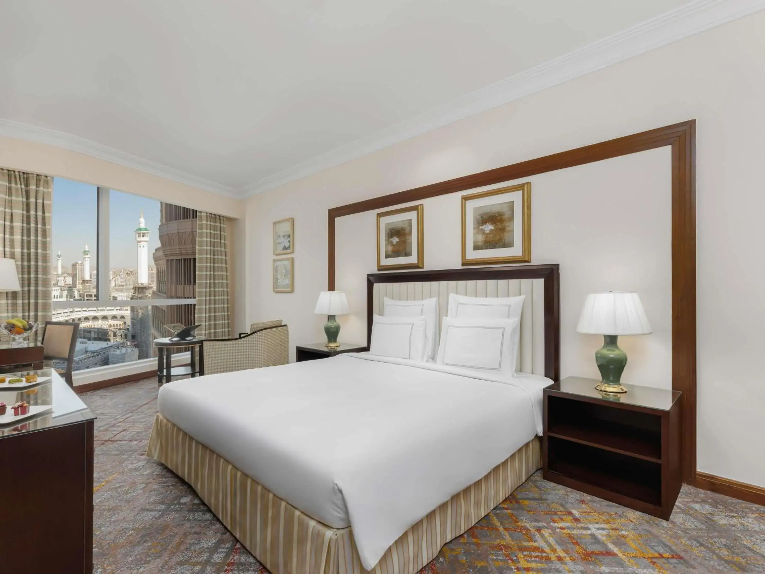 Bedroom, Bed in Swissotel Al Maqam Makkah Bedroom, Bed in Swissotel Al Maqam Makkah