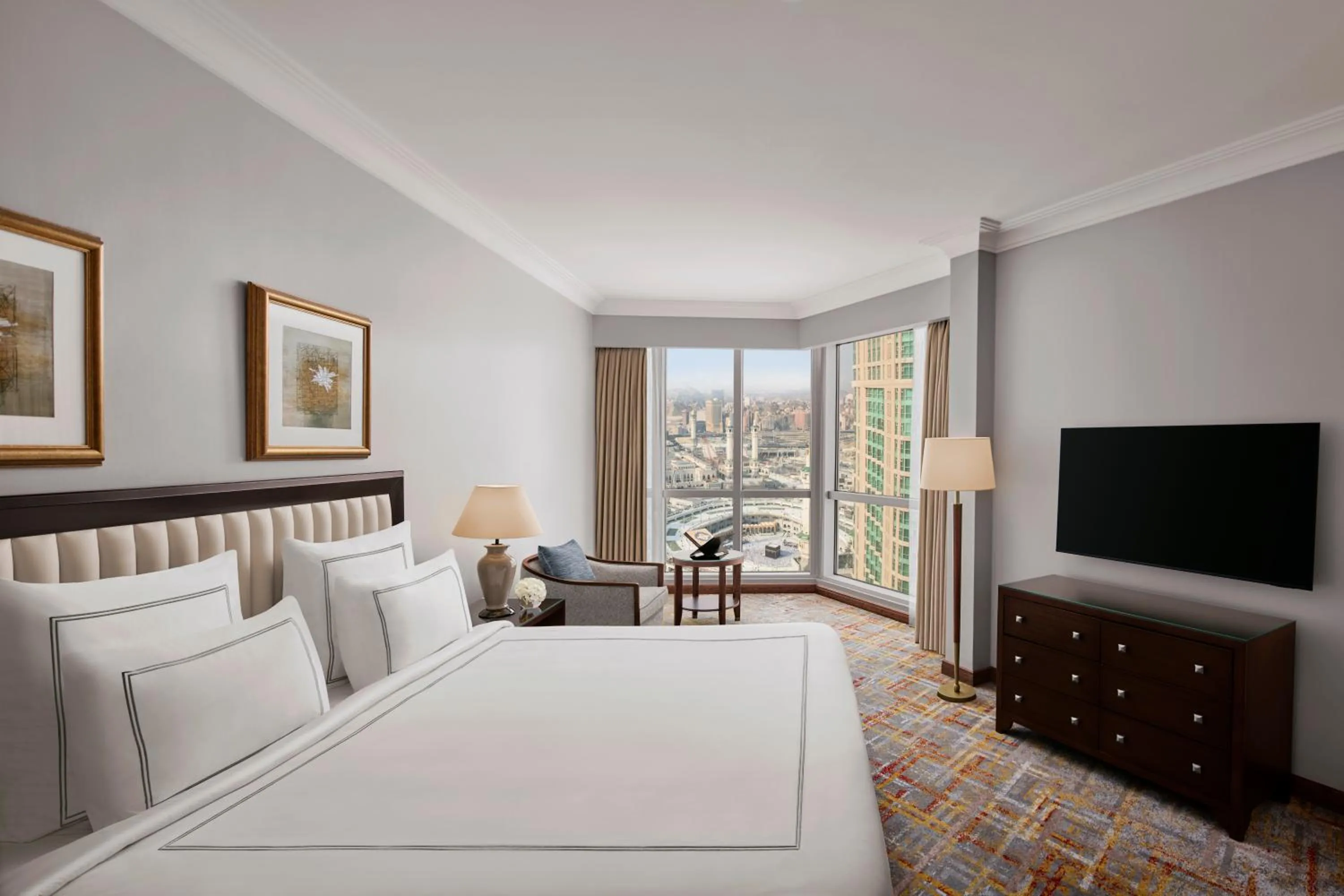 Bedroom, Bed in Swissotel Al Maqam Makkah